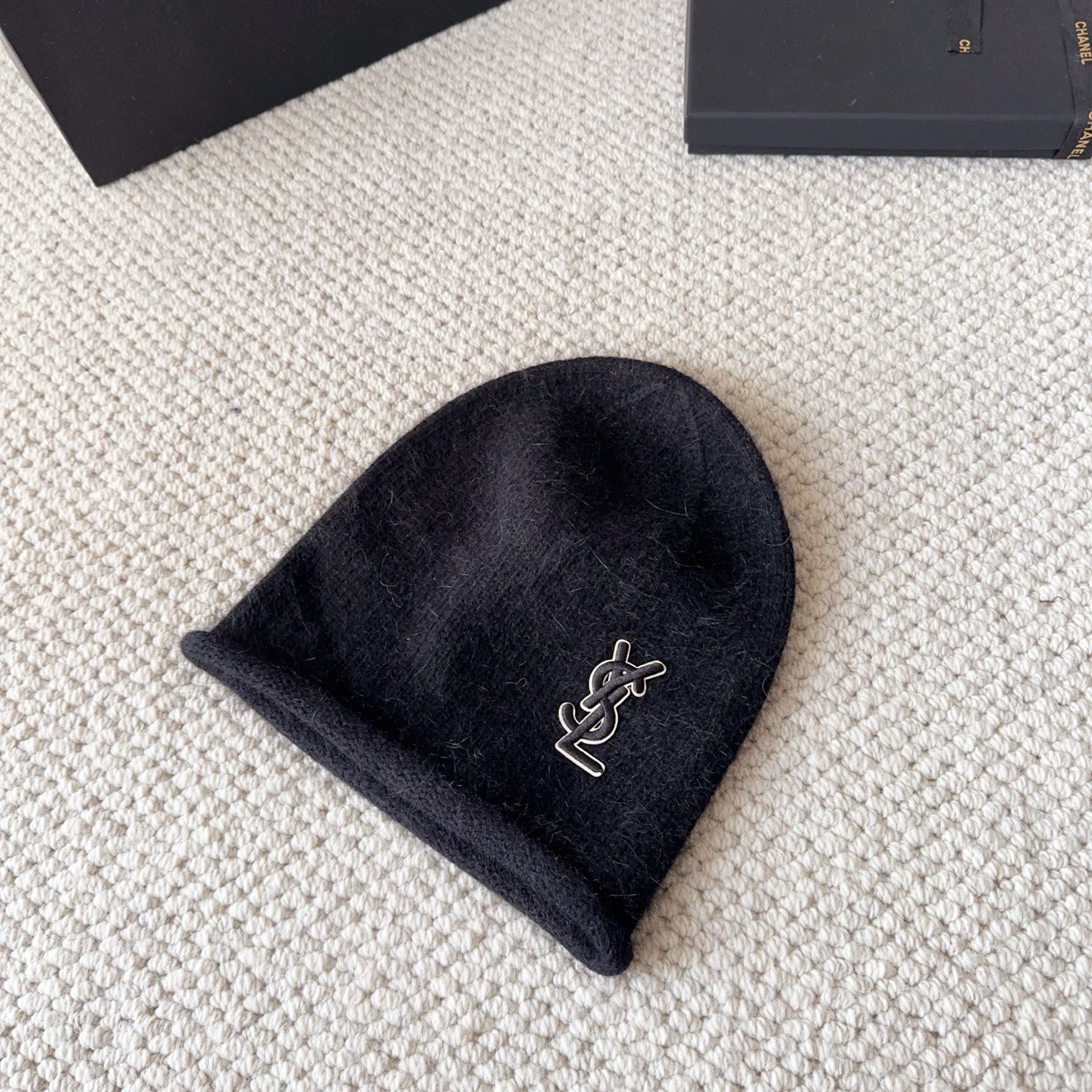 ysl 圣罗兰 2025秋冬新款毛线帽，男女款针织帽，