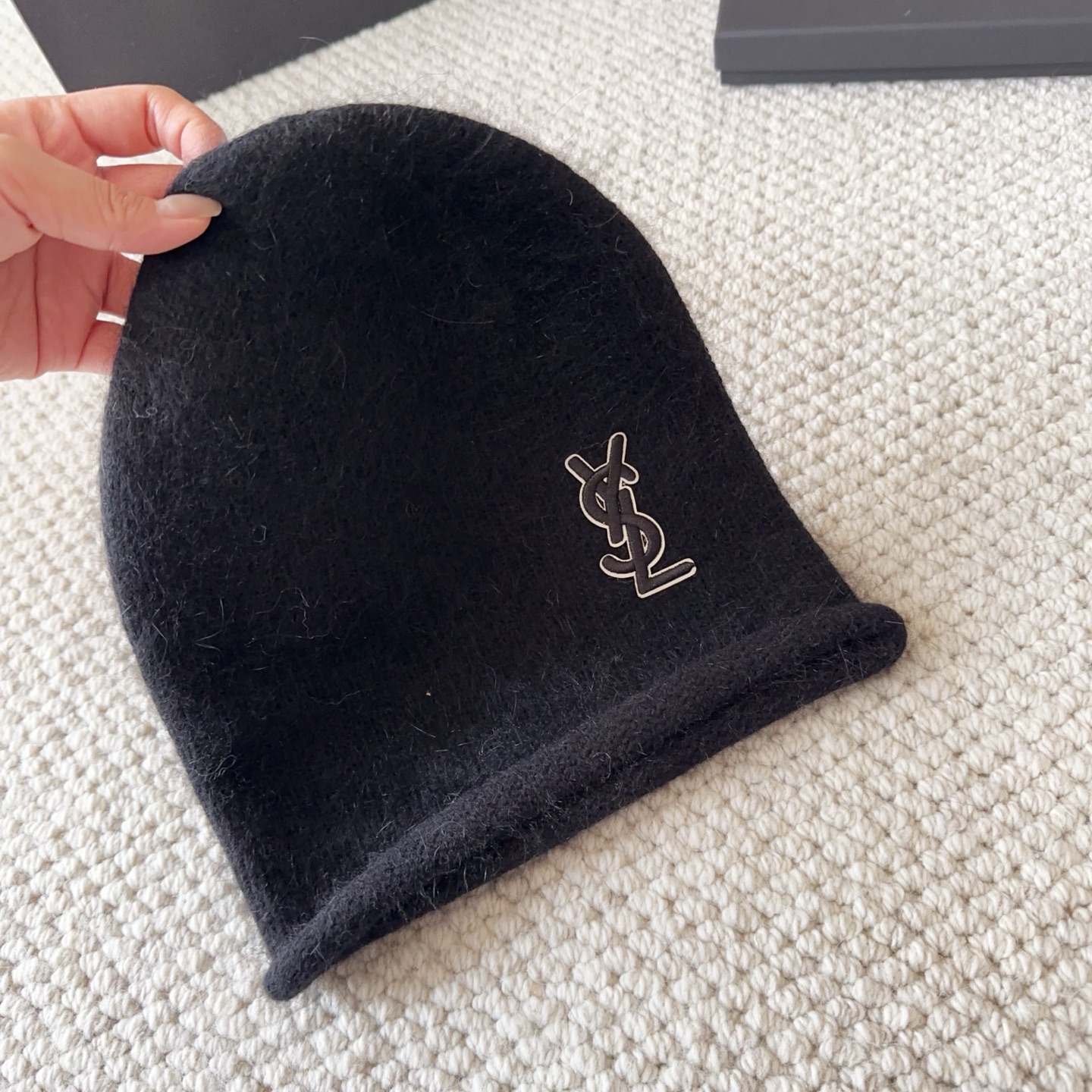 ysl 圣罗兰 2025秋冬新款毛线帽，男女款针织帽，