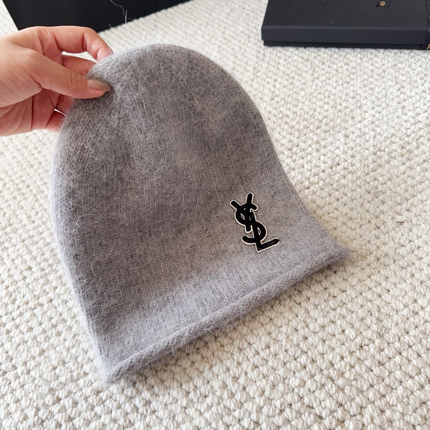 ysl 圣罗兰 2025秋冬新款毛线帽，男女款针织帽，