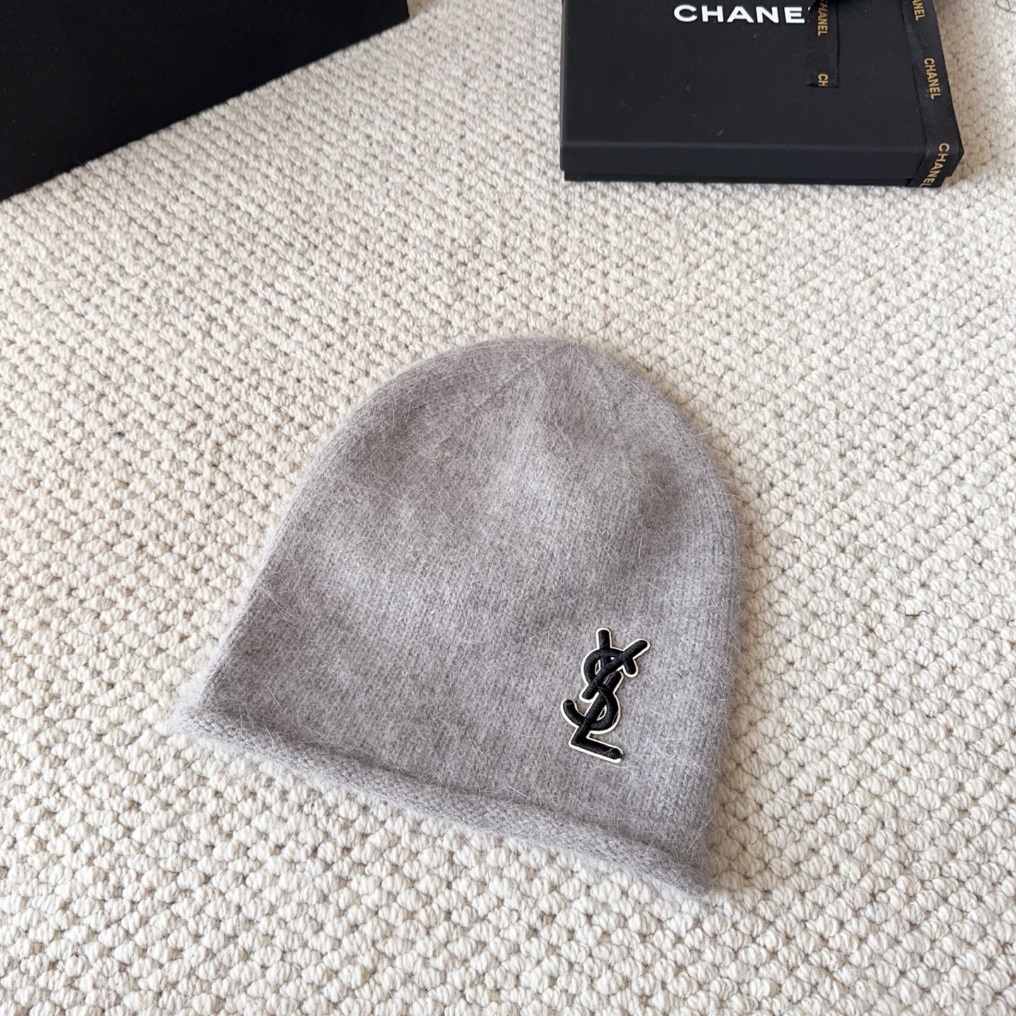ysl 圣罗兰 2025秋冬新款毛线帽，男女款针织帽，