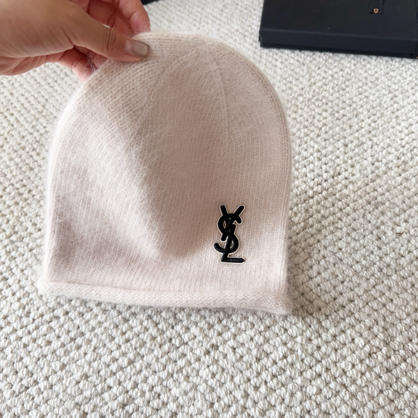 ysl 圣罗兰 2025秋冬新款毛线帽，男女款针织帽，