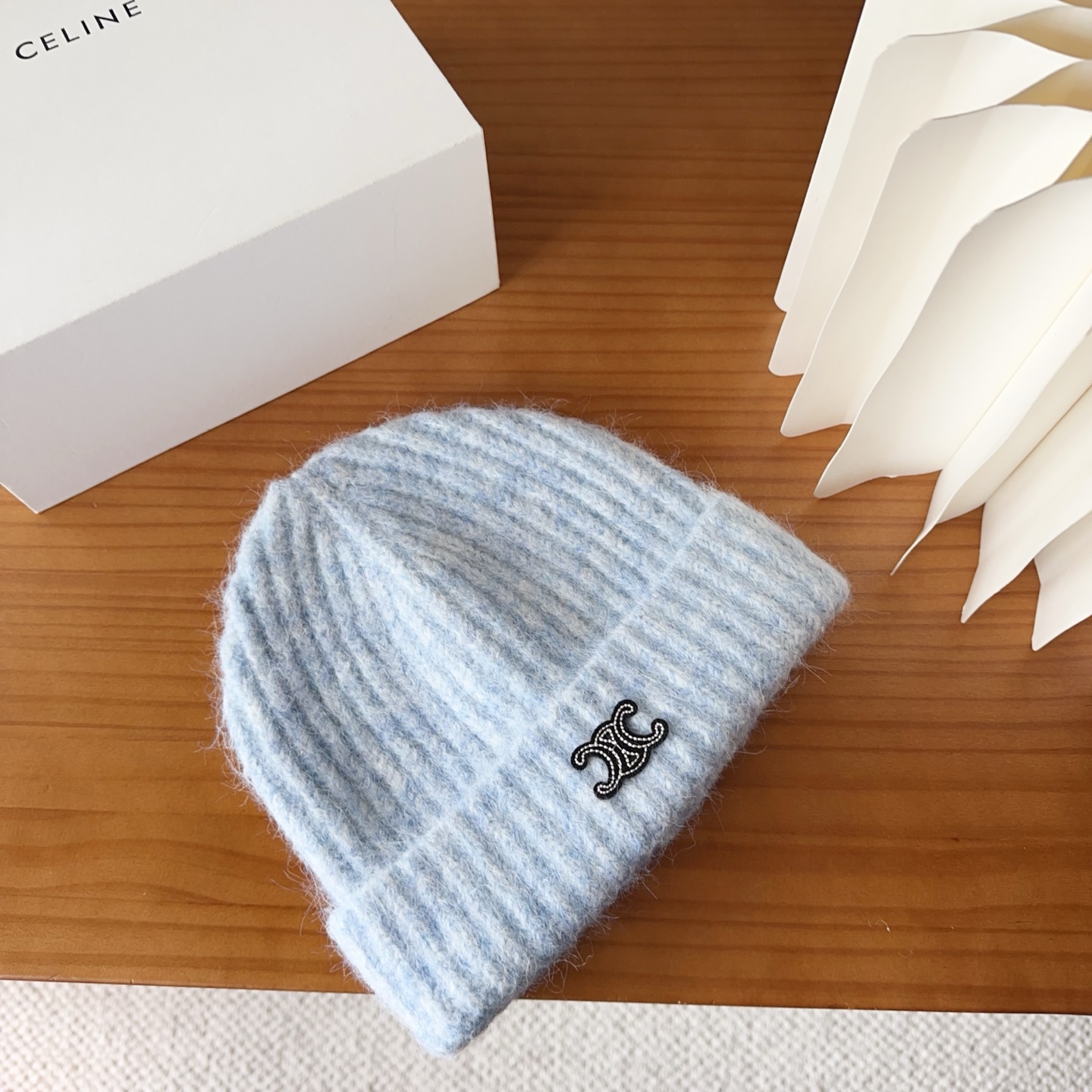 P62

Celine 思琳 2025秋冬新款毛线帽，男女款针织帽，