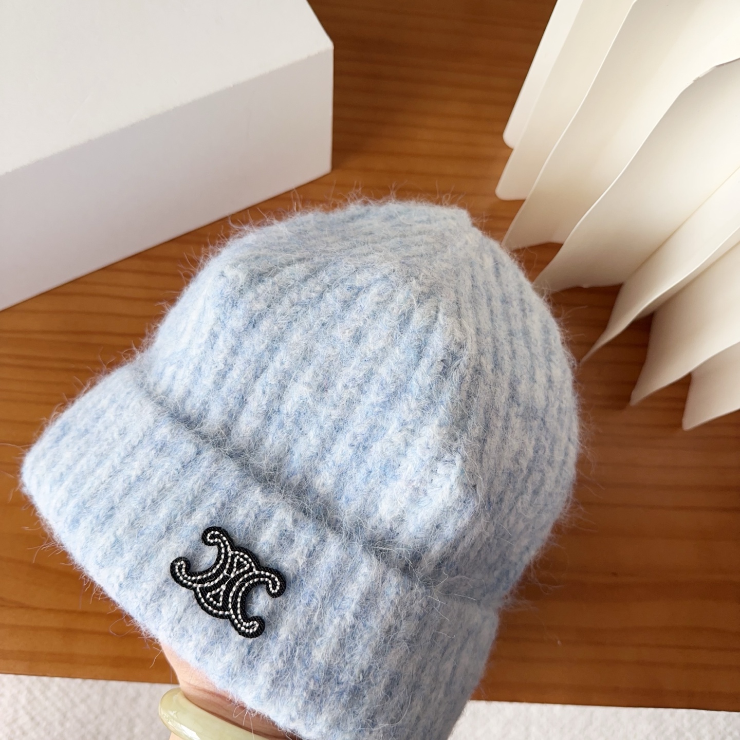 P62

Celine 思琳 2025秋冬新款毛线帽，男女款针织帽，