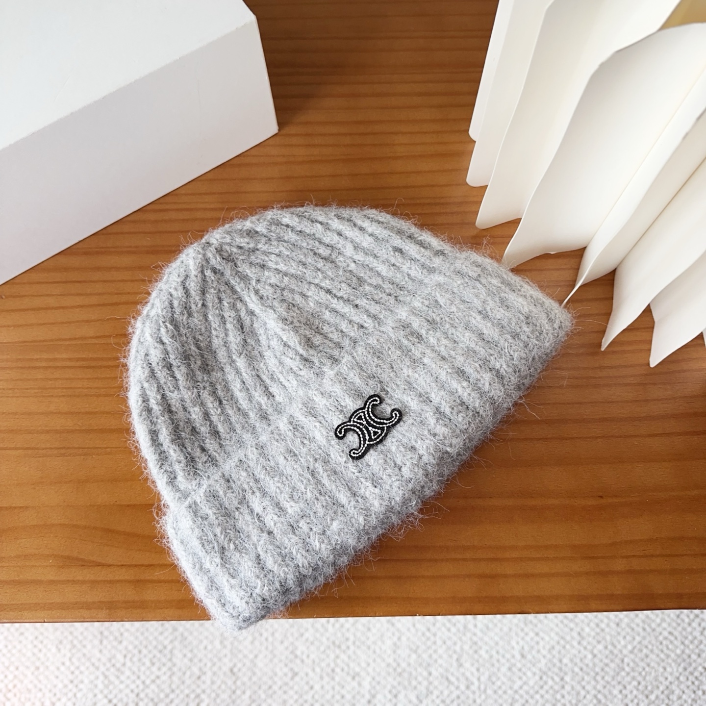 P62

Celine 思琳 2025秋冬新款毛线帽，男女款针织帽，