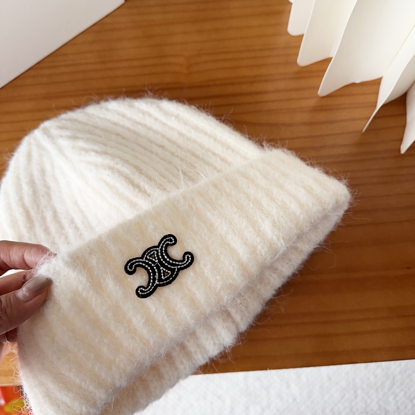 P62

Celine 思琳 2025秋冬新款毛线帽，男女款针织帽，