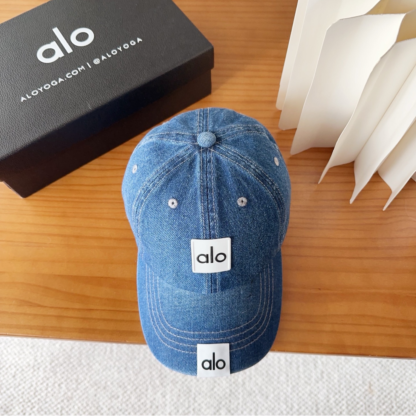 爆款🔥Alo秋季新款棒球帽定制面料，简约时尚更透气，超火爆现货秒发