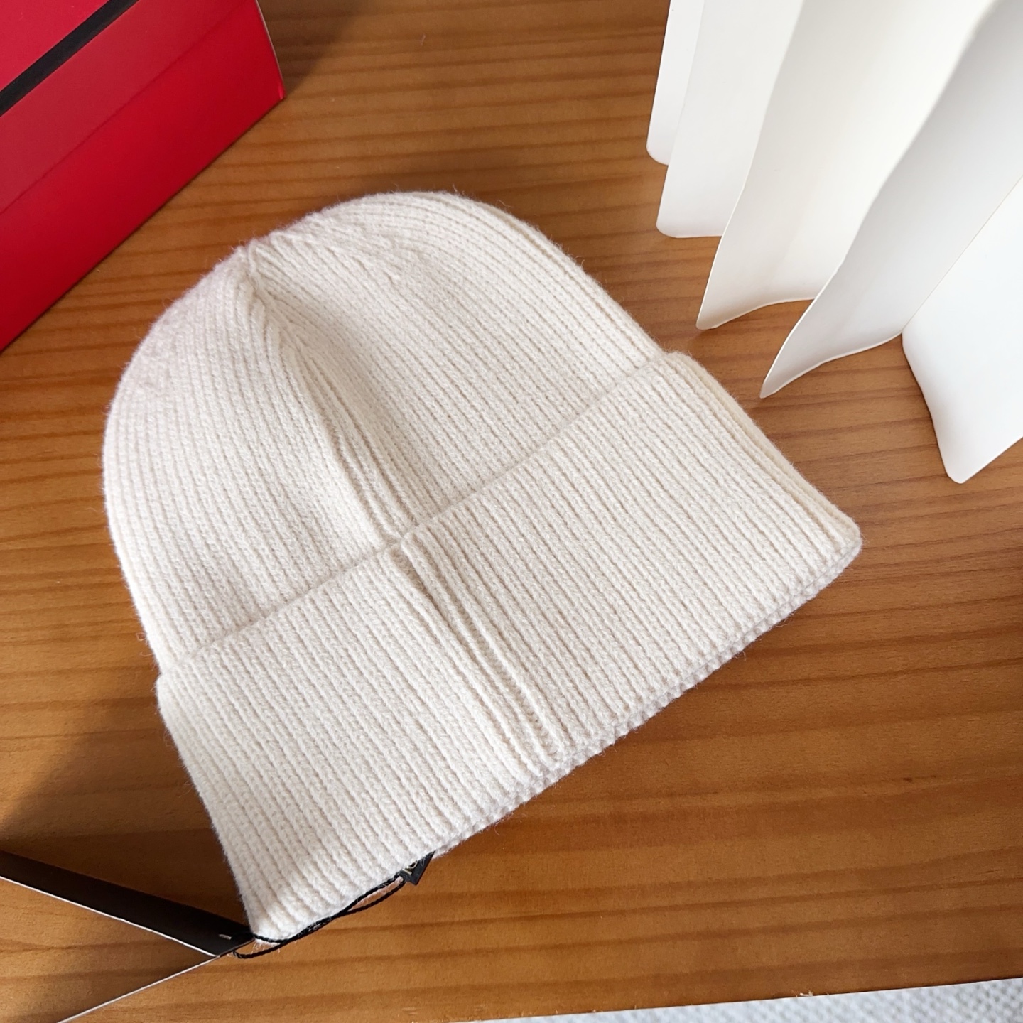 Fendi Double F Knit Wool Beanie Hat - Stylish & Trendy Streetwear 9 i1760548282296 2273 0 7