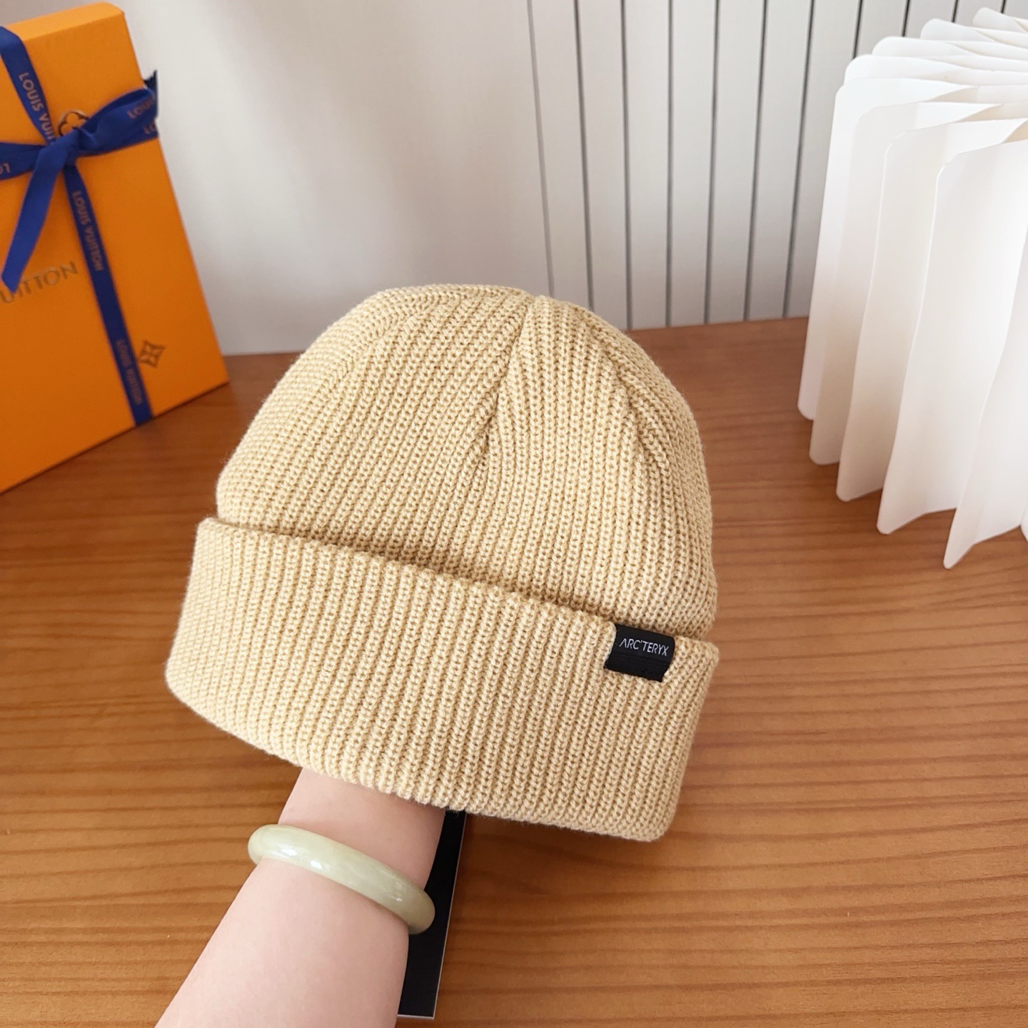 P58

始祖鸟 超火的一款针织帽
时尚潮流达人不可不入