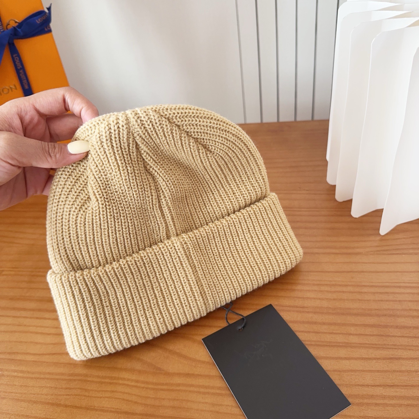 P58

始祖鸟 超火的一款针织帽
时尚潮流达人不可不入