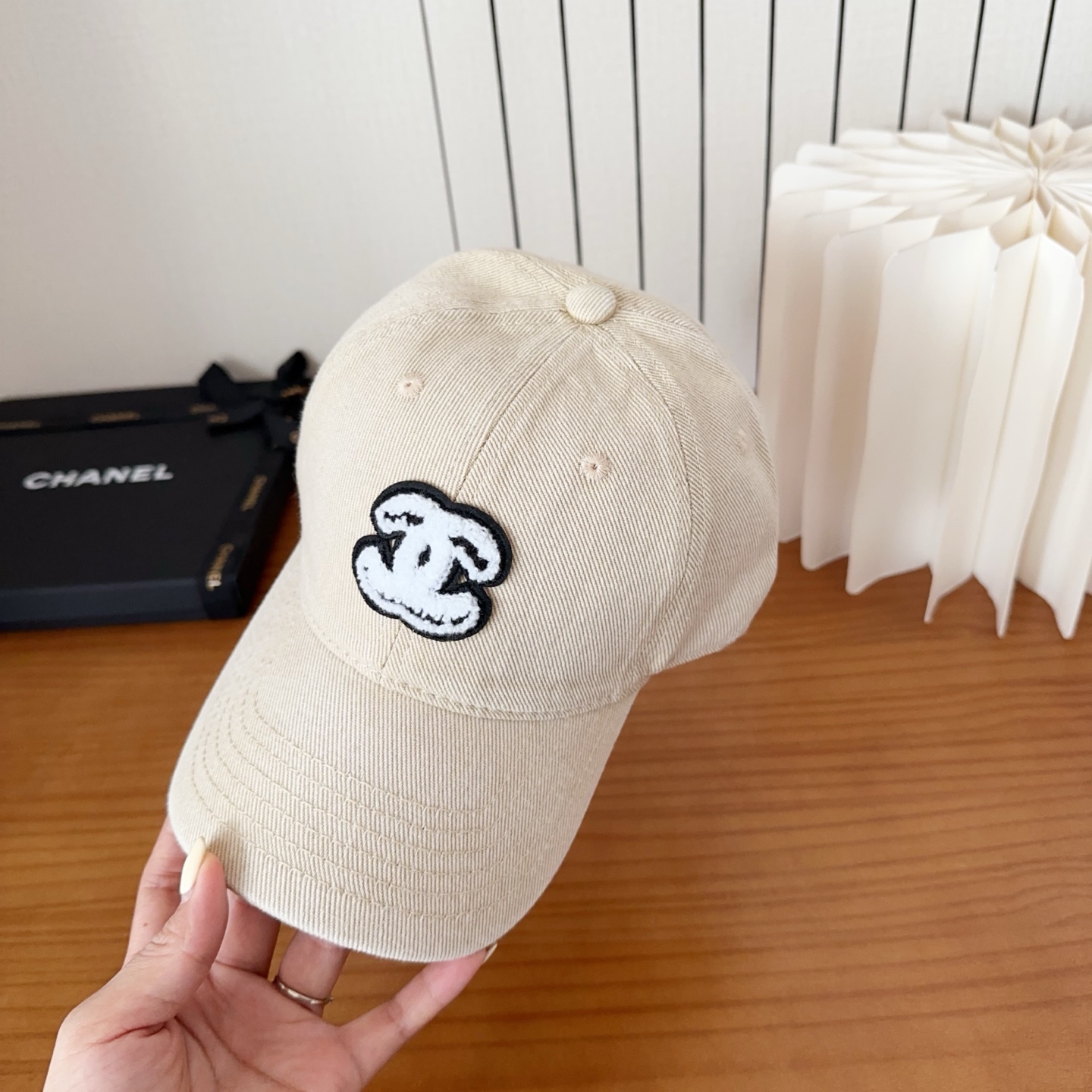 香奈儿秋冬新款经典休闲潮流款 上架简约棒球帽🧢日韩风格，随便搭配都超好看！出门旅游，绝对要入手的一款