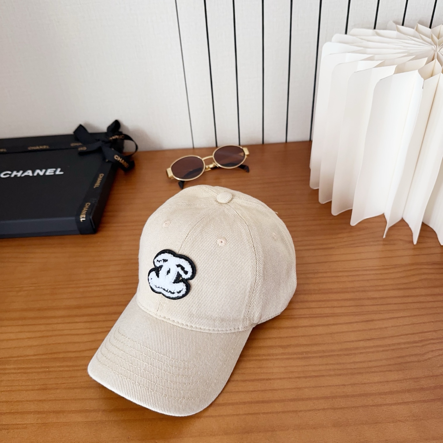 香奈儿秋冬新款经典休闲潮流款 上架简约棒球帽🧢日韩风格，随便搭配都超好看！出门旅游，绝对要入手的一款