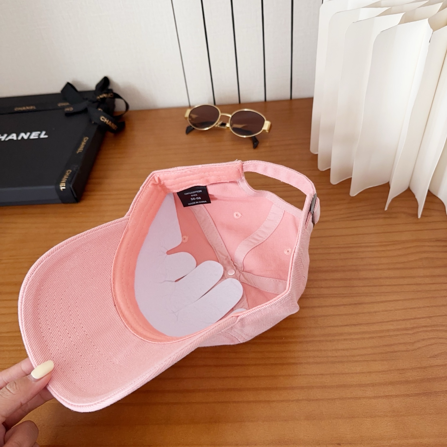 香奈儿秋冬新款经典休闲潮流款 上架简约棒球帽🧢日韩风格，随便搭配都超好看！出门旅游，绝对要入手的一款