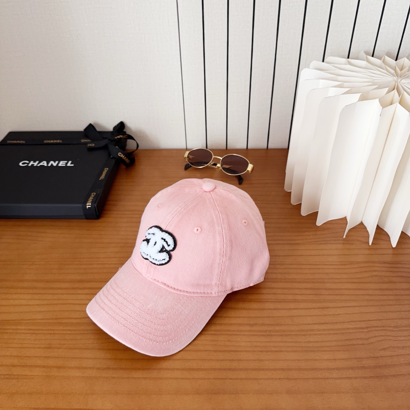 香奈儿秋冬新款经典休闲潮流款 上架简约棒球帽🧢日韩风格，随便搭配都超好看！出门旅游，绝对要入手的一款