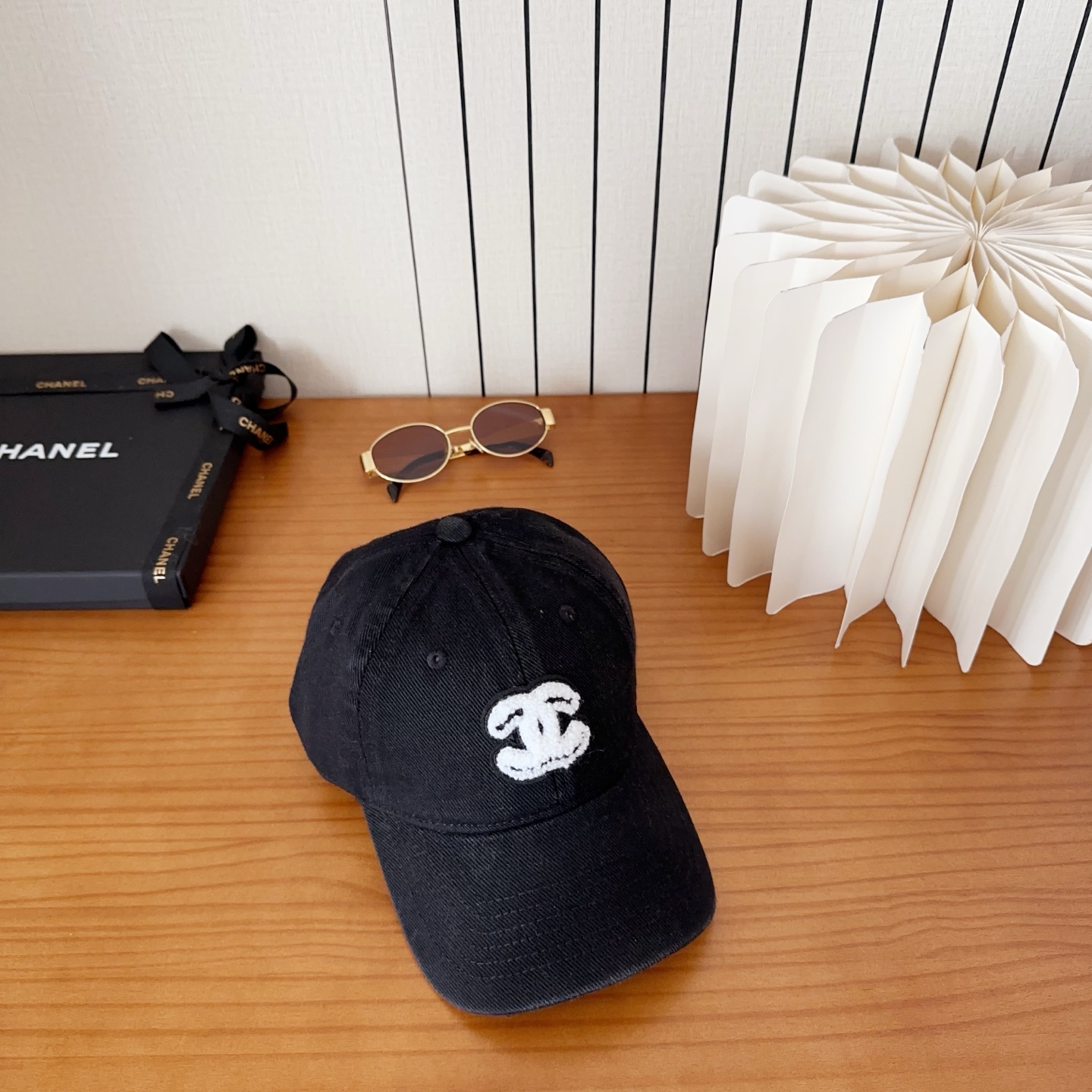 香奈儿秋冬新款经典休闲潮流款 上架简约棒球帽🧢日韩风格，随便搭配都超好看！出门旅游，绝对要入手的一款