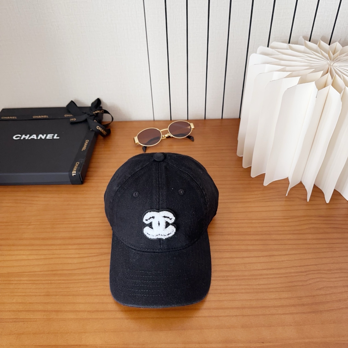 香奈儿秋冬新款经典休闲潮流款 上架简约棒球帽🧢日韩风格，随便搭配都超好看！出门旅游，绝对要入手的一款