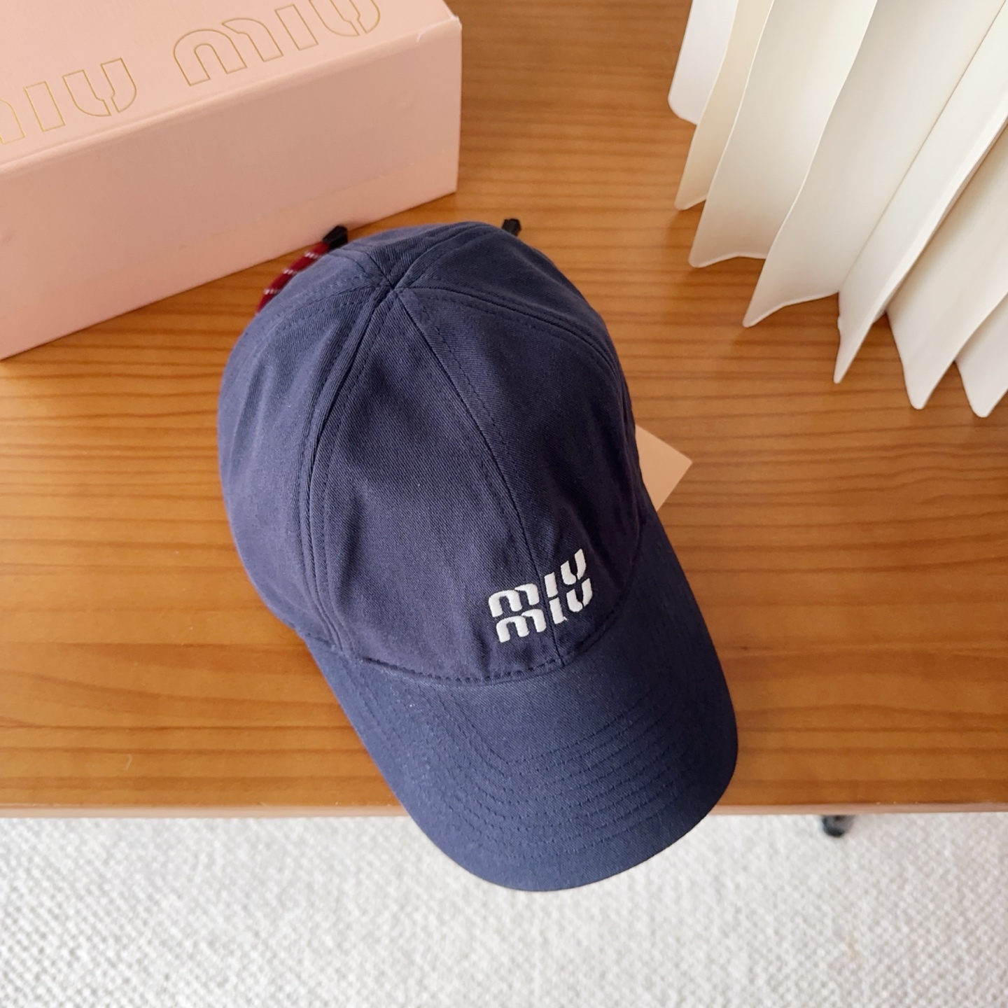 miumiu 缪缪秋冬新品棒球帽 原单正品开模订制，原版做工细致质量超赞！