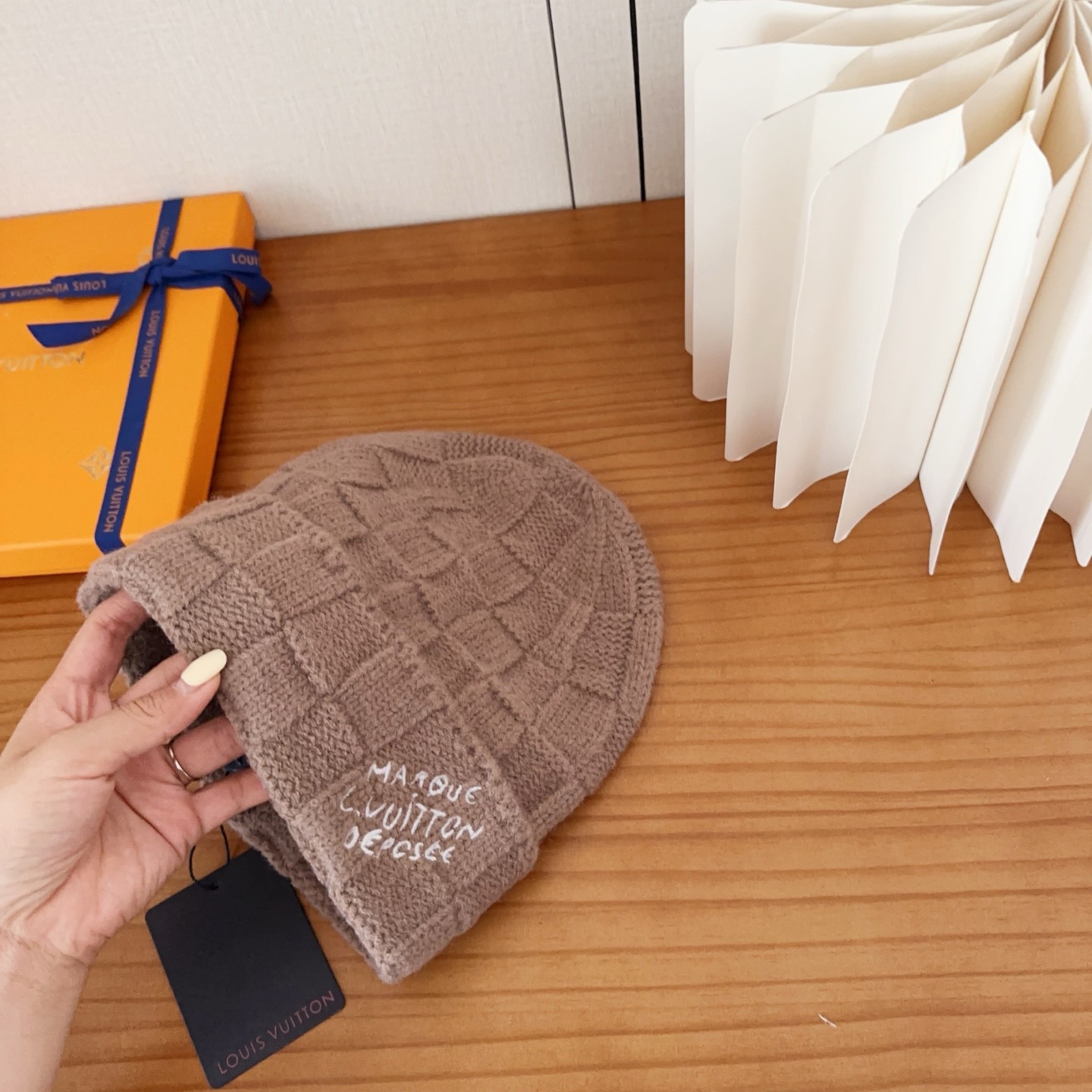 LV 路易威登 2025秋冬新款毛线帽，男女款针织帽，