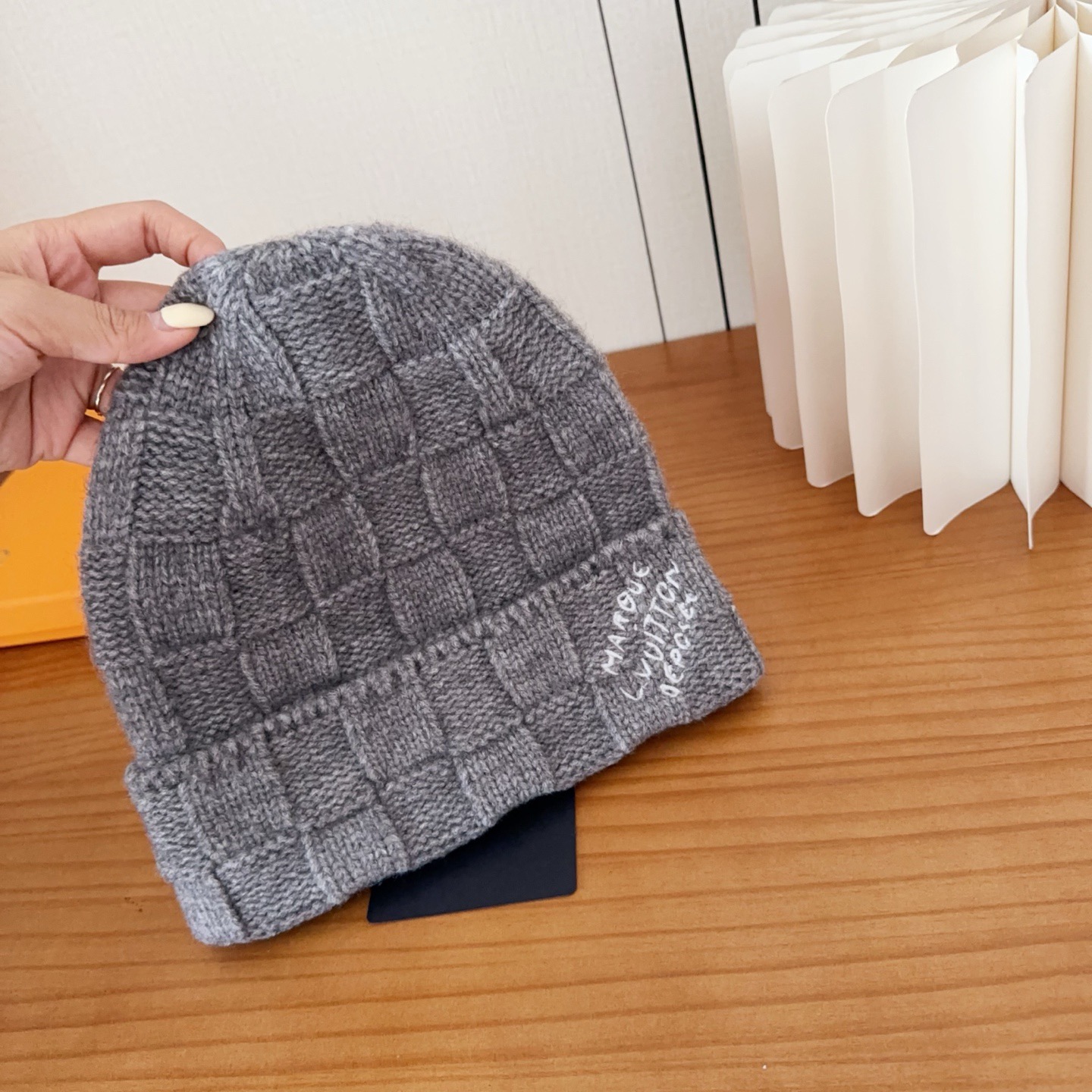 LV 路易威登 2025秋冬新款毛线帽，男女款针织帽，