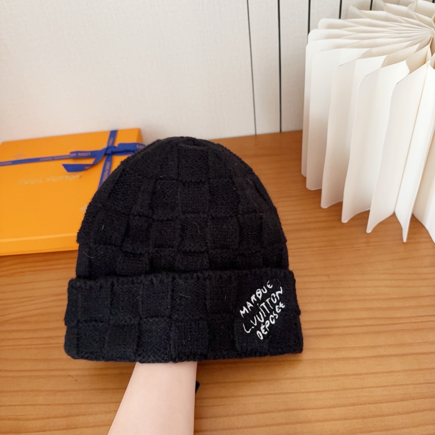 LV 路易威登 2025秋冬新款毛线帽，男女款针织帽，