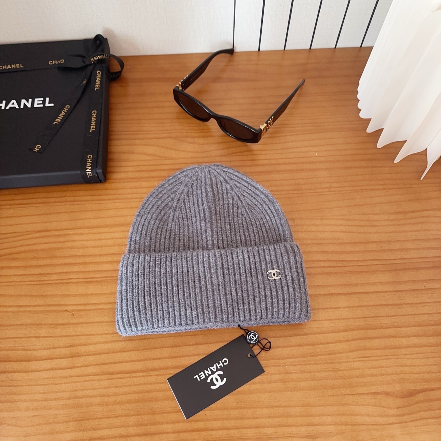 NO:617673,Chanel Chanel knitted wool hat hat bucket hat baseball cap knitted hat, hat, chanel, chanel, espadrilles, hats19860909Chanel香奈儿针织毛线帽帽子渔夫帽棒球帽针织帽,帽子,chanel,chanel,espadrilles,hats,hat