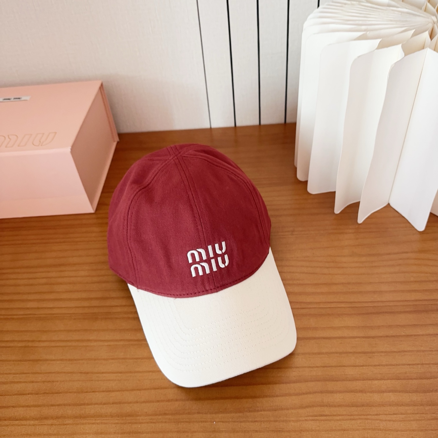 miumiu 缪缪秋冬新品棒球帽 原单正品开模订制，原版做工细致质量超赞！