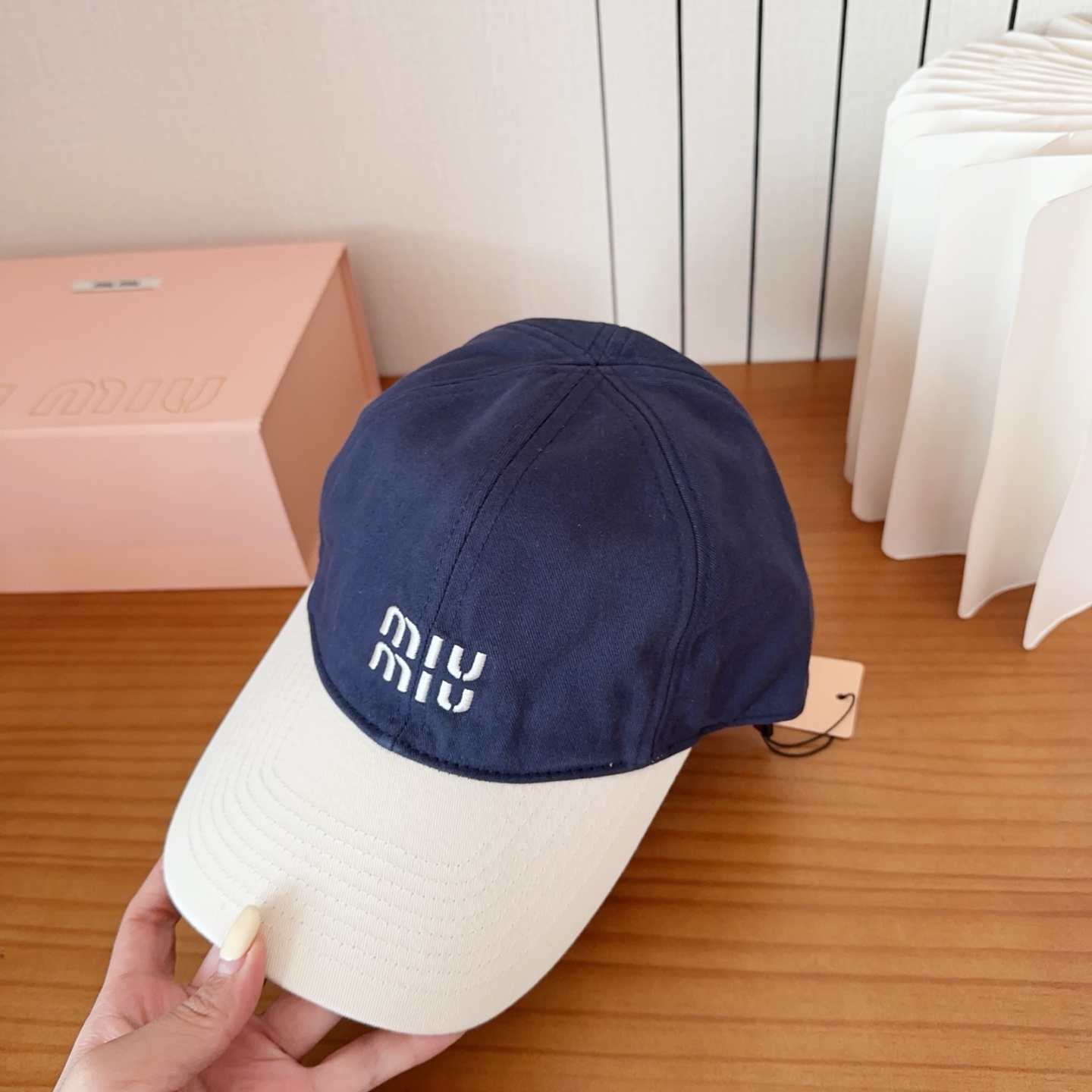miumiu 缪缪秋冬新品棒球帽 原单正品开模订制，原版做工细致质量超赞！