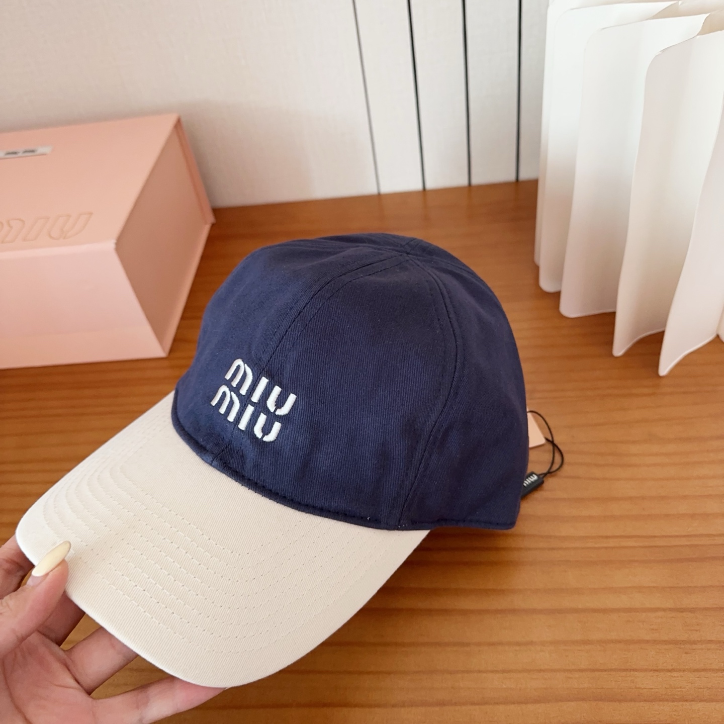 miumiu 缪缪秋冬新品棒球帽 原单正品开模订制，原版做工细致质量超赞！