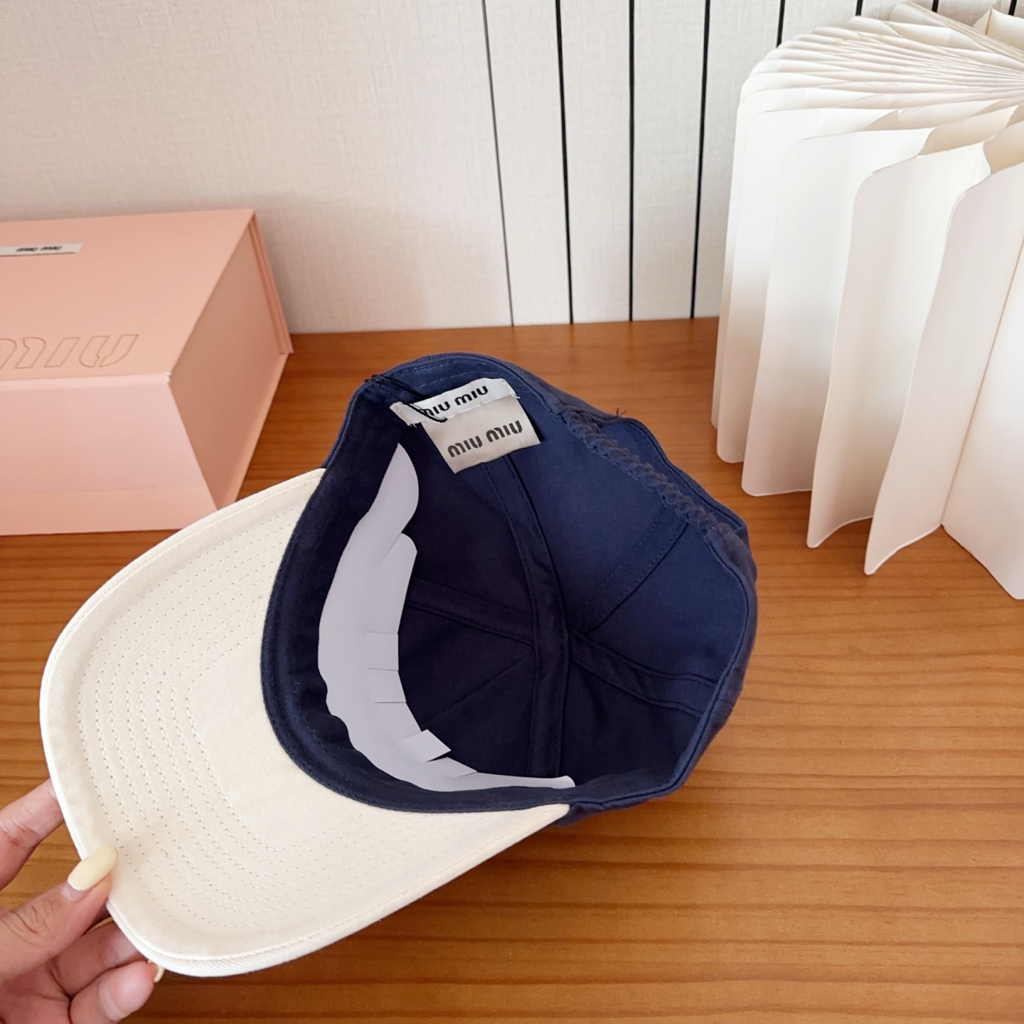 miumiu 缪缪秋冬新品棒球帽 原单正品开模订制，原版做工细致质量超赞！