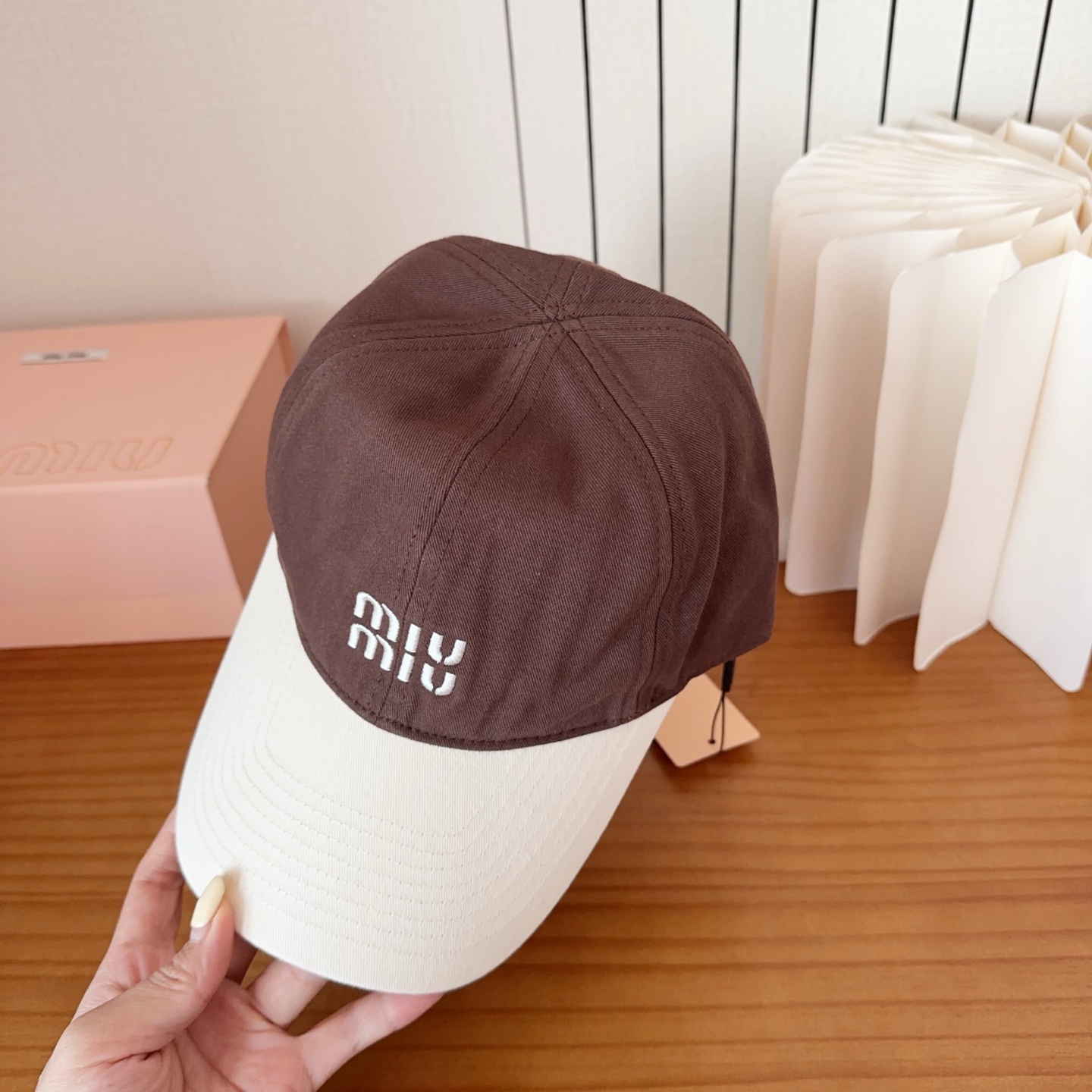 miumiu 缪缪秋冬新品棒球帽 原单正品开模订制，原版做工细致质量超赞！