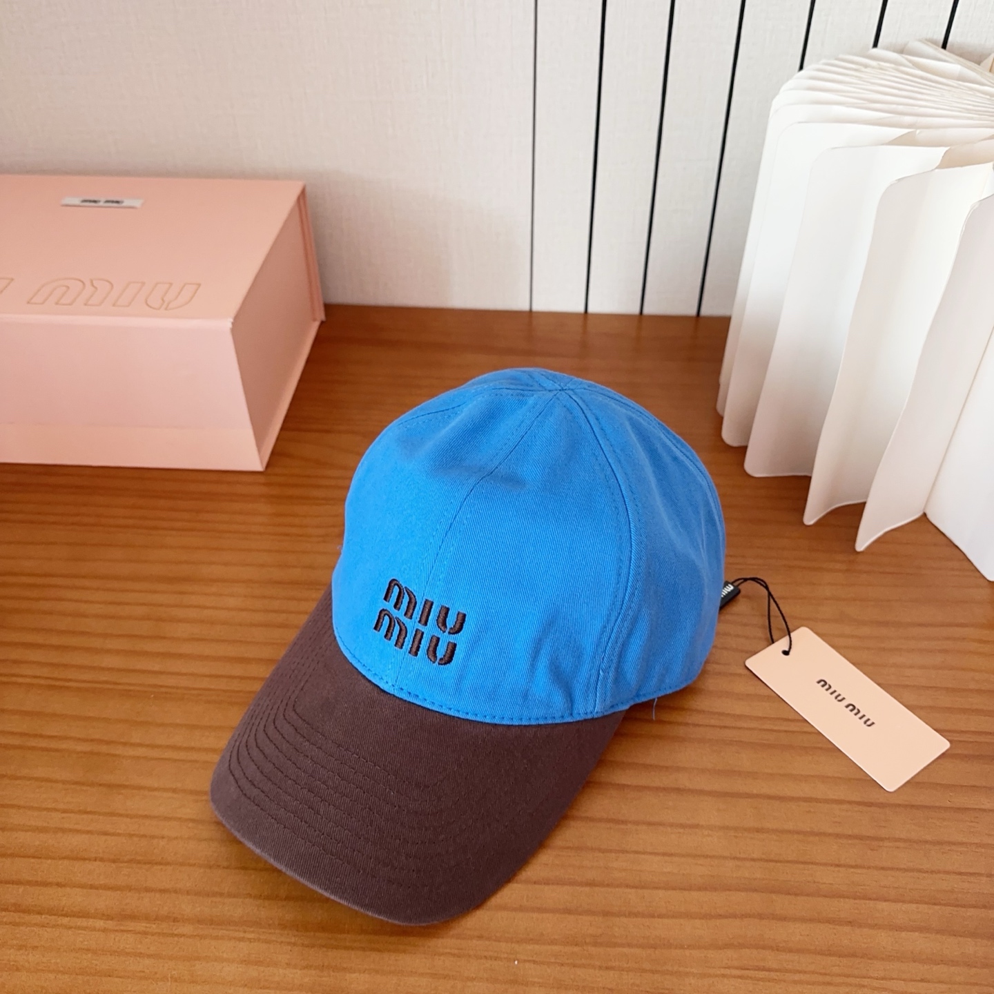 miumiu 缪缪秋冬新品棒球帽 原单正品开模订制，原版做工细致质量超赞！