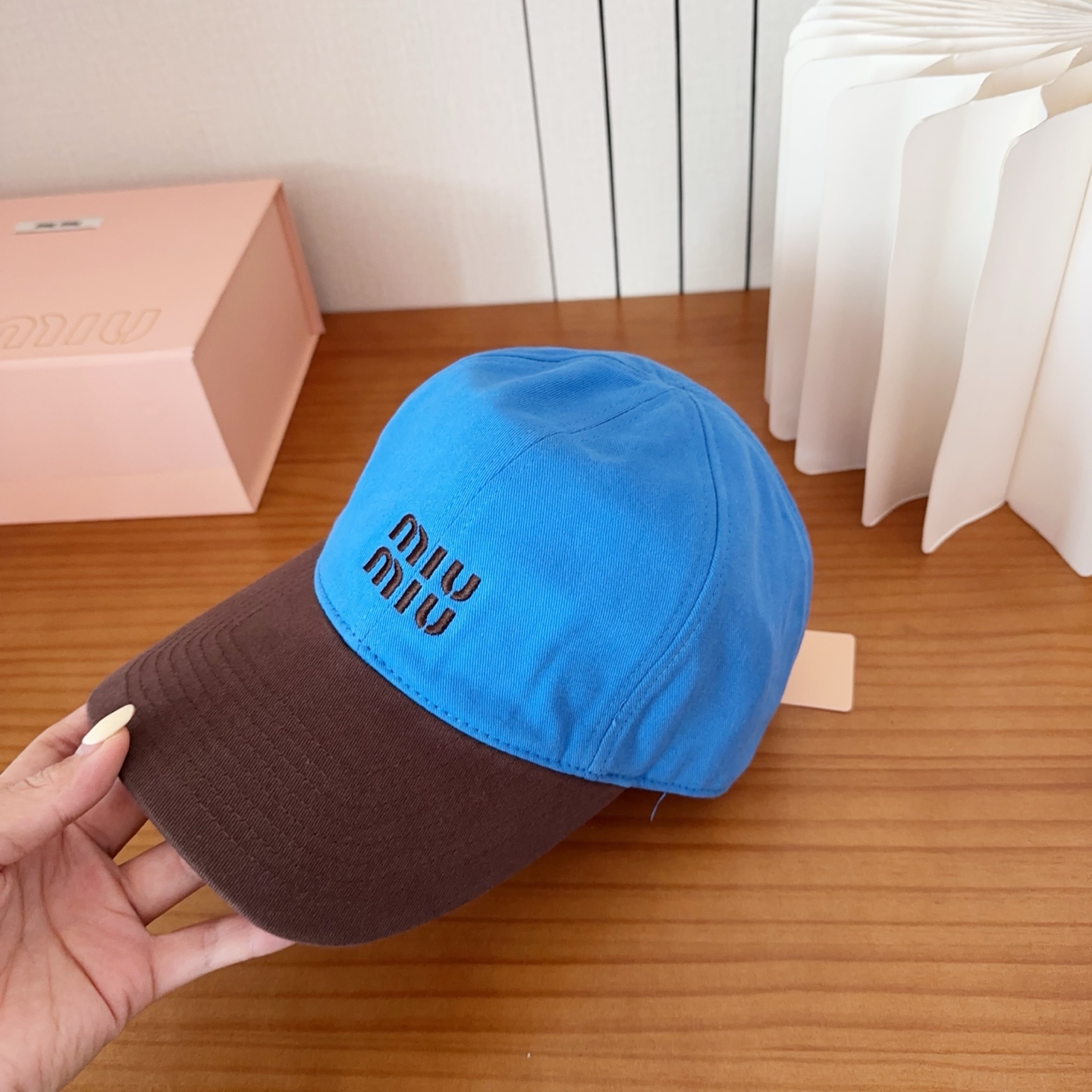 miumiu 缪缪秋冬新品棒球帽 原单正品开模订制，原版做工细致质量超赞！
