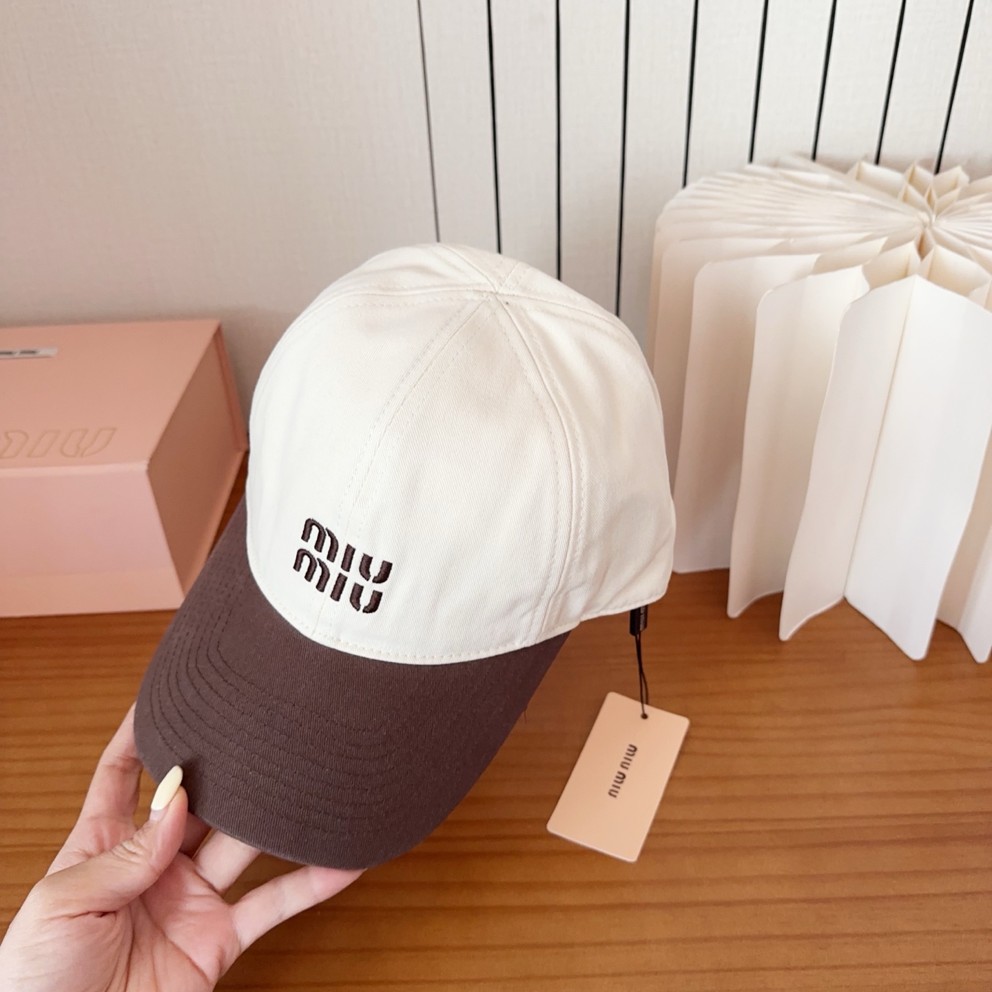 miumiu 缪缪秋冬新品棒球帽 原单正品开模订制，原版做工细致质量超赞！
