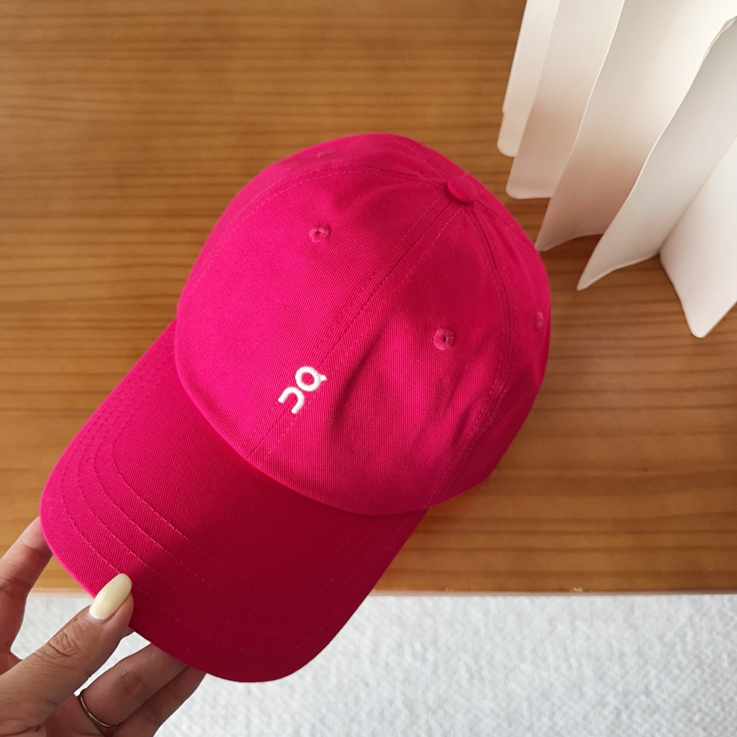字母纯棉棒球帽，精致爱心🖤小刺绣，可爱减龄，时尚达人潮搭单品！纯棉透气，四季可佩戴！质量超赞！