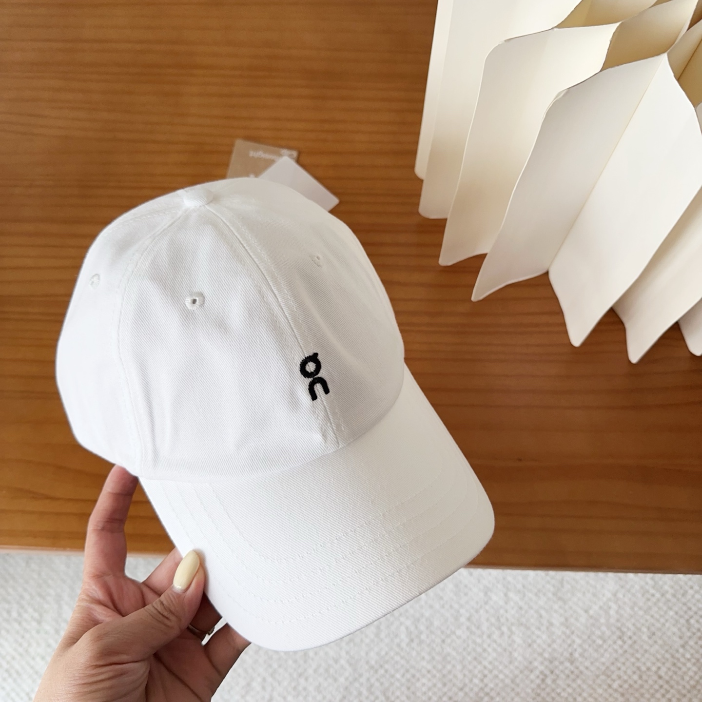 字母纯棉棒球帽，精致爱心🖤小刺绣，可爱减龄，时尚达人潮搭单品！纯棉透气，四季可佩戴！质量超赞！
