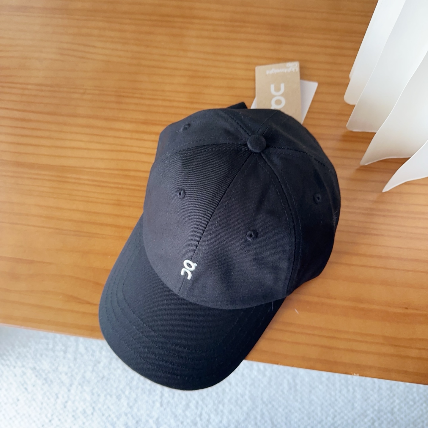 字母纯棉棒球帽，精致爱心🖤小刺绣，可爱减龄，时尚达人潮搭单品！纯棉透气，四季可佩戴！质量超赞！