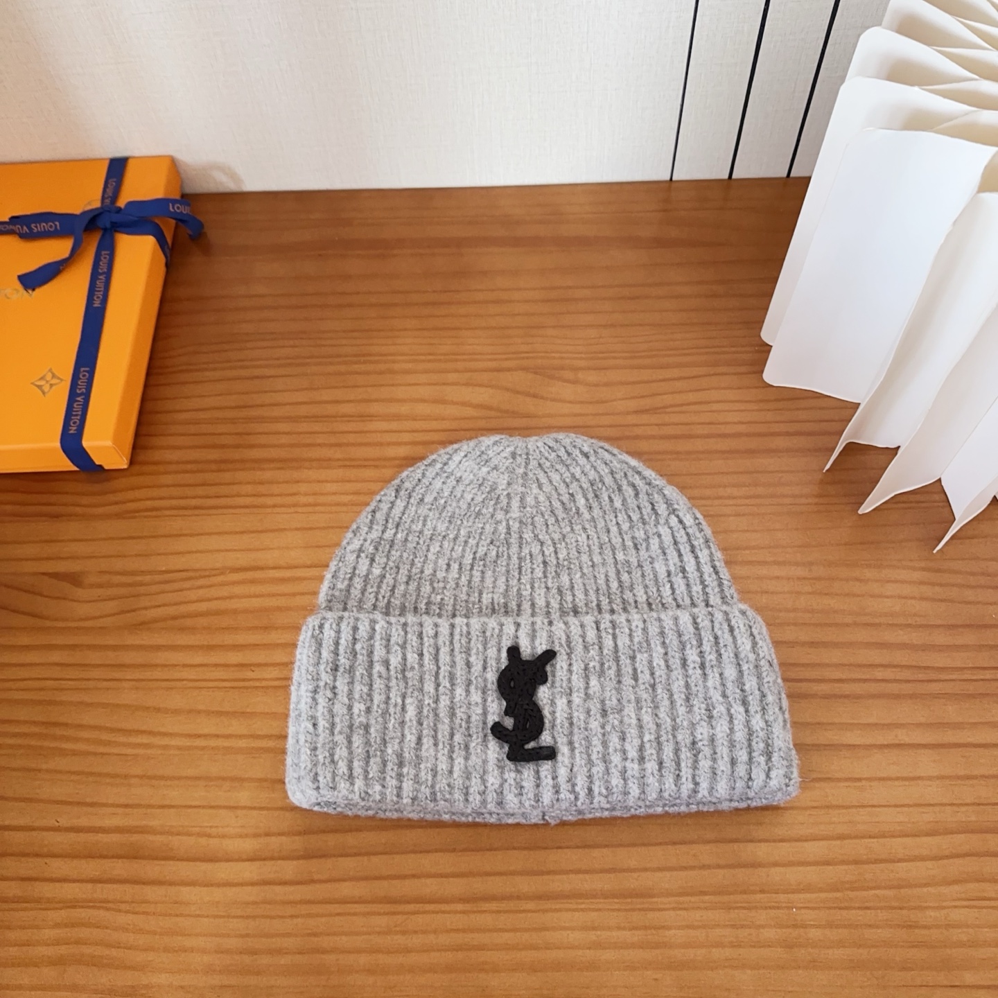 ysl 圣罗兰 2025秋冬新款毛线帽，男女款针织帽，