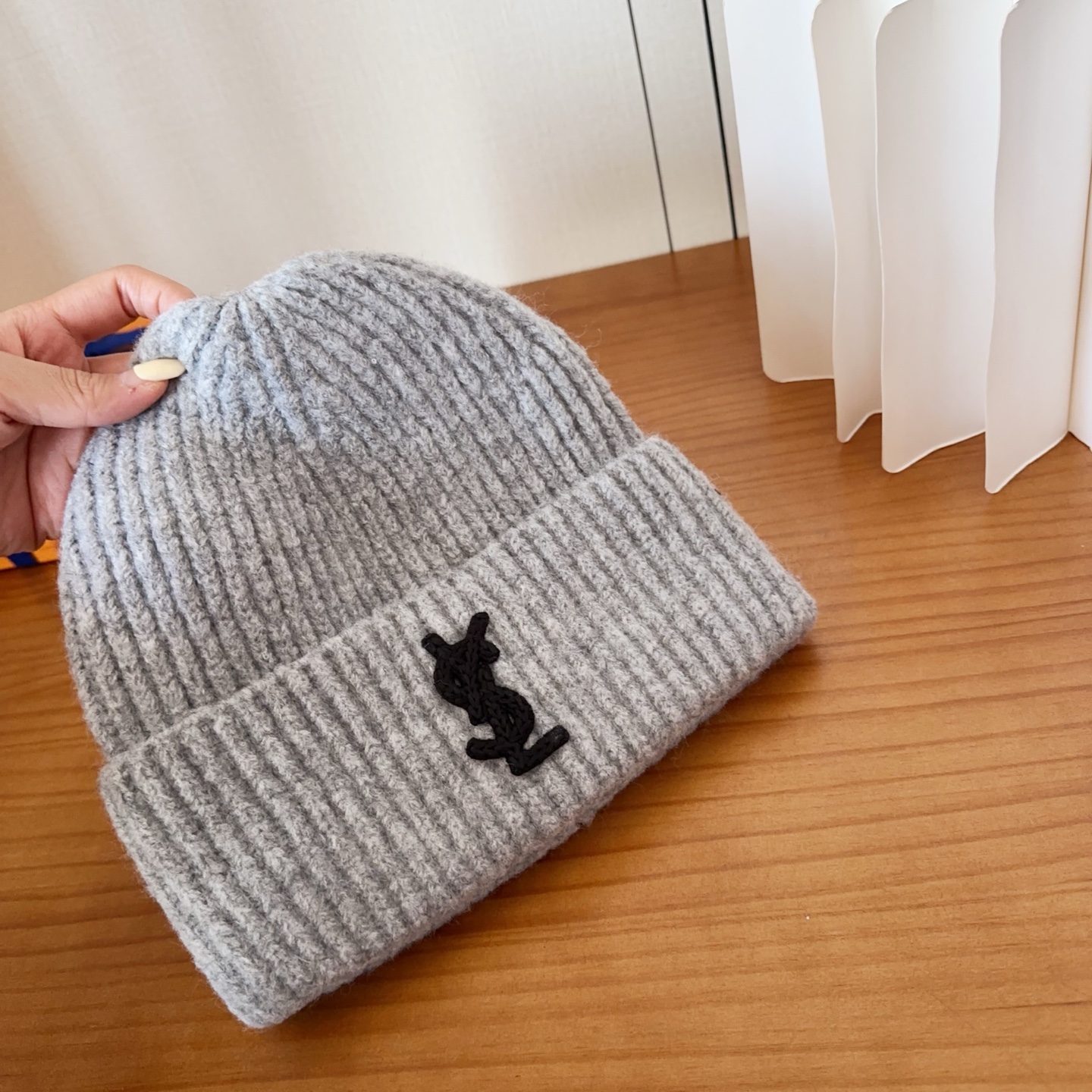 ysl 圣罗兰 2025秋冬新款毛线帽，男女款针织帽，