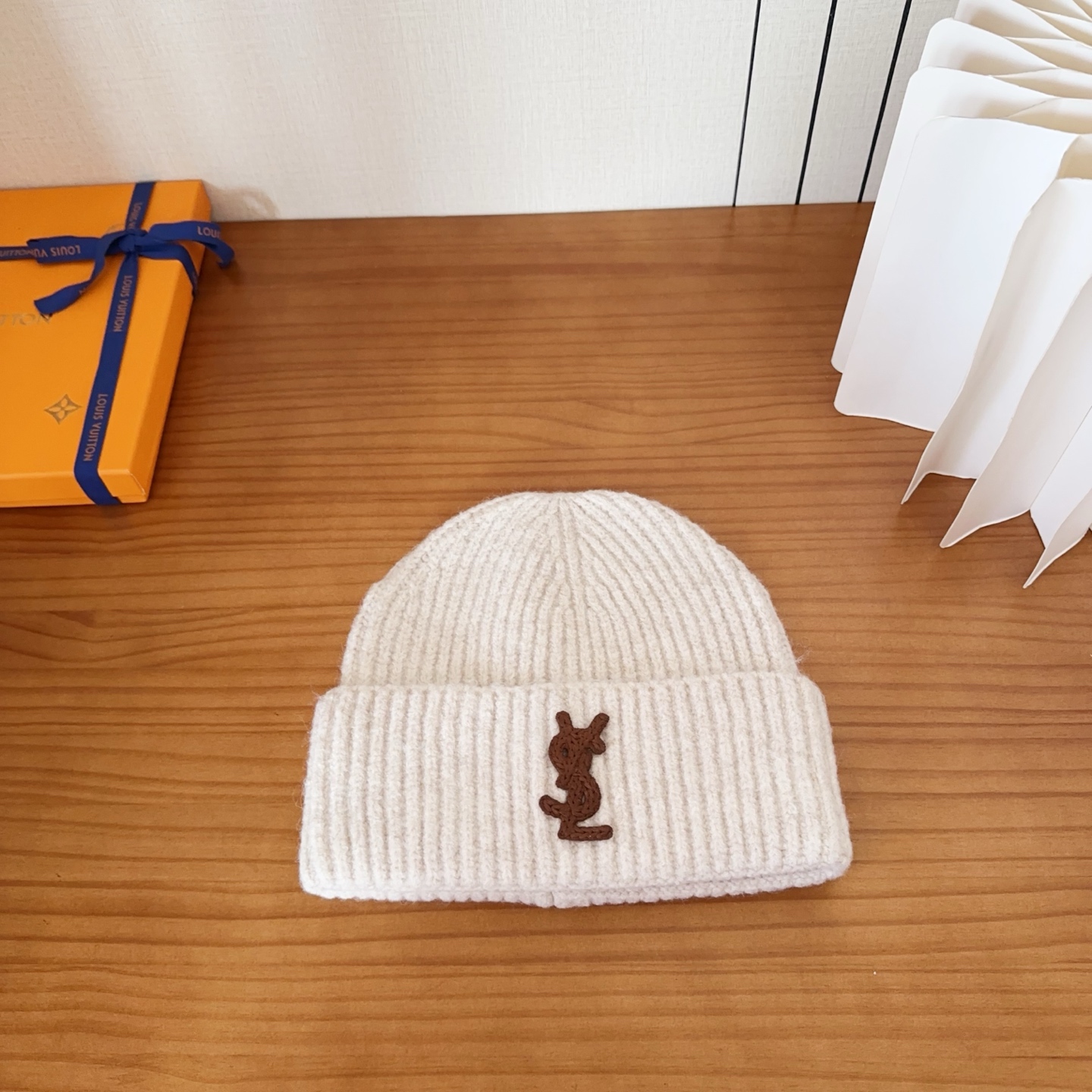 ysl 圣罗兰 2025秋冬新款毛线帽，男女款针织帽，