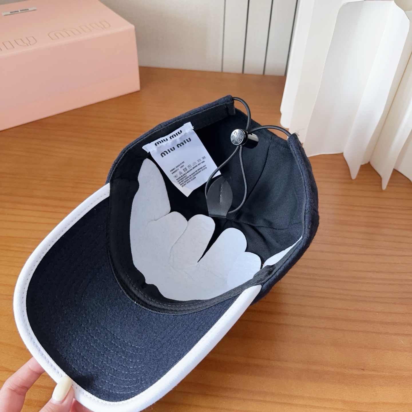 【Miumiu缪缪】新款刺绣羊绒棒球帽🧢大牌款超好搭配，赶紧入手！