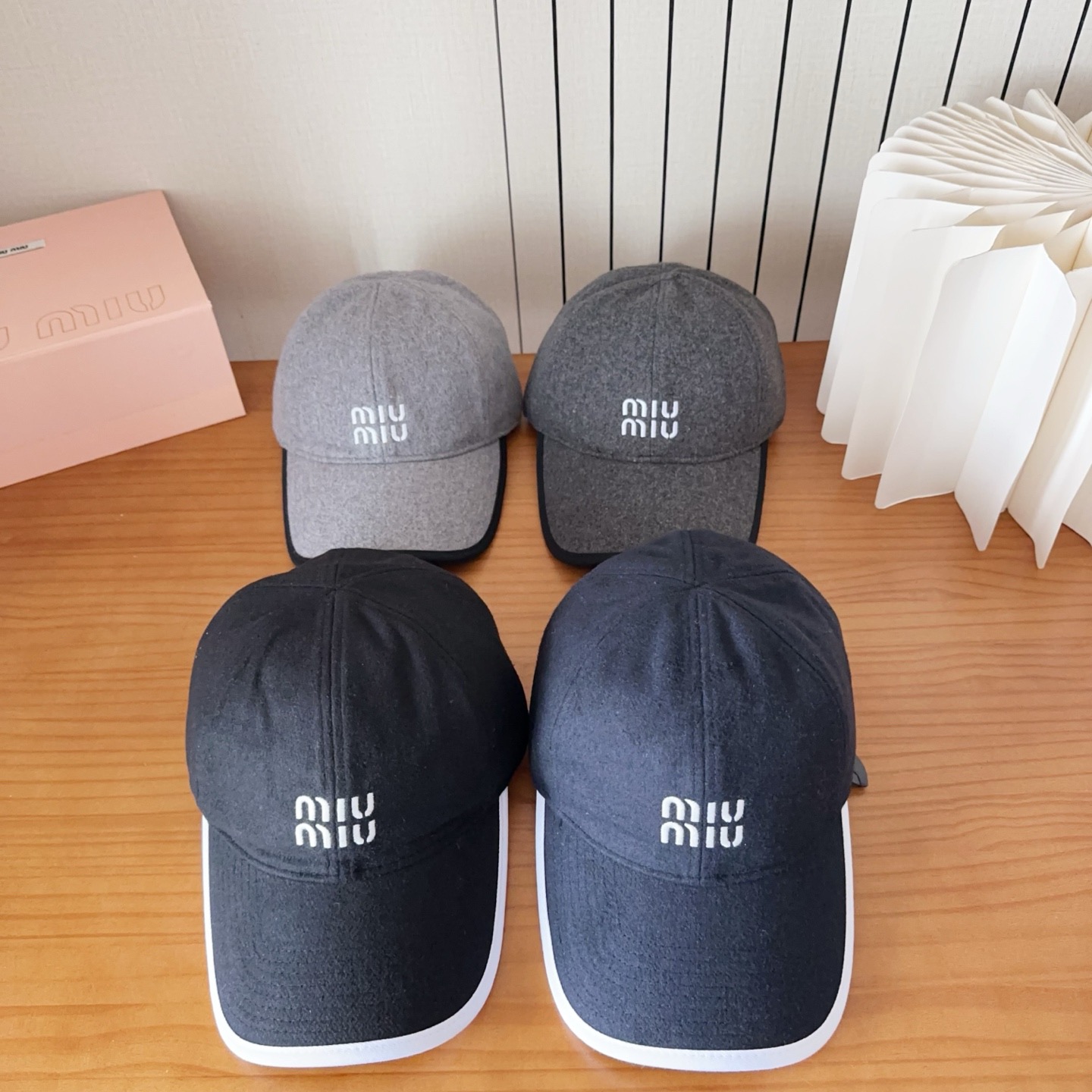 【Miumiu缪缪】新款刺绣羊绒棒球帽🧢大牌款超好搭配，赶紧入手！