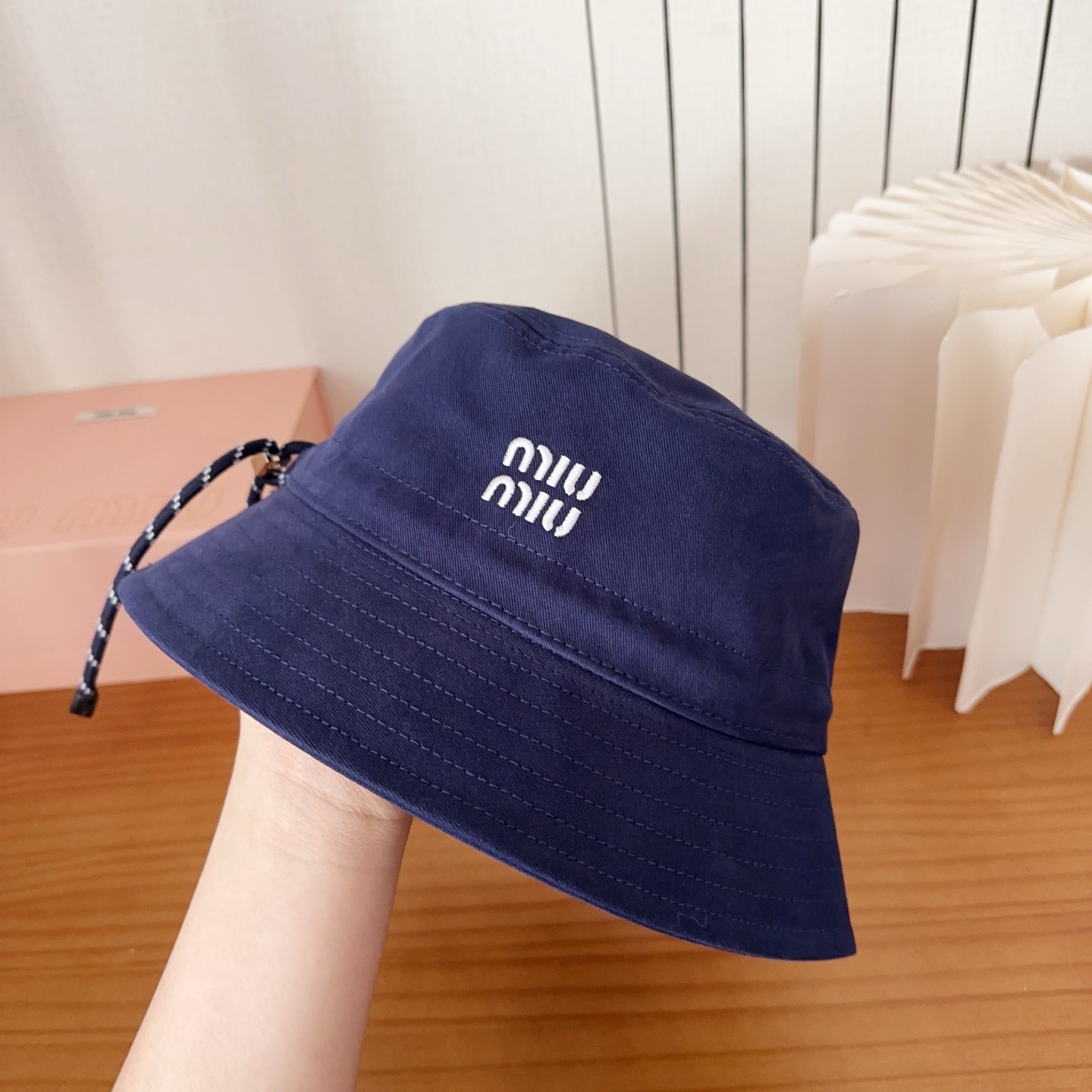 MIUM缪缪 2025新款度假风大沿渔夫帽，🔆百搭日常款～出街必备