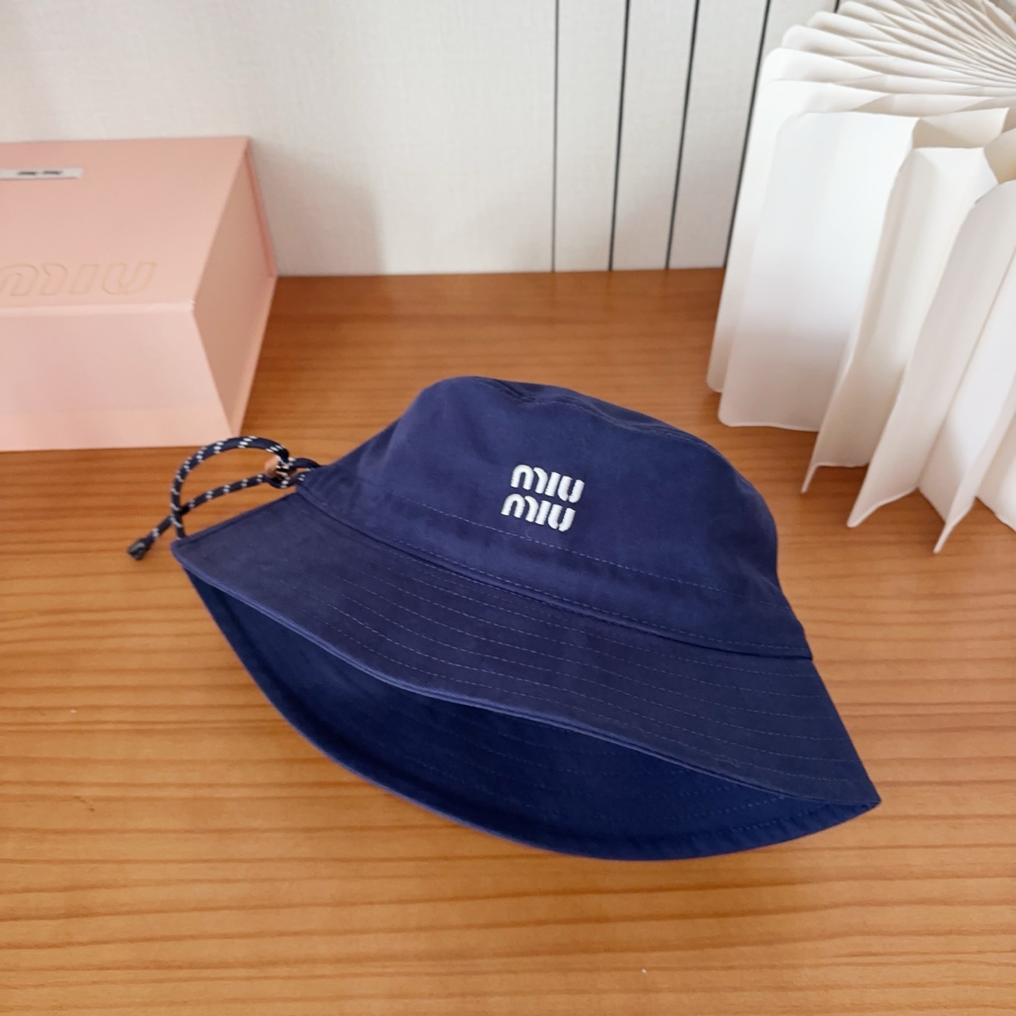 MIUM缪缪 2025新款度假风大沿渔夫帽，🔆百搭日常款～出街必备