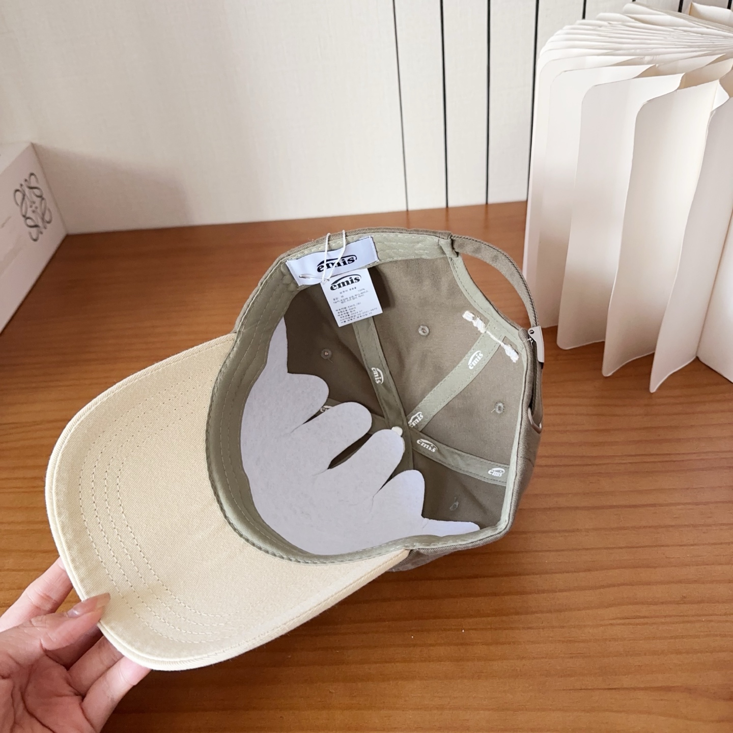 emis 🆕🆕🆕新款棒球帽，春款鸭舌帽，男女通用，头围57cm