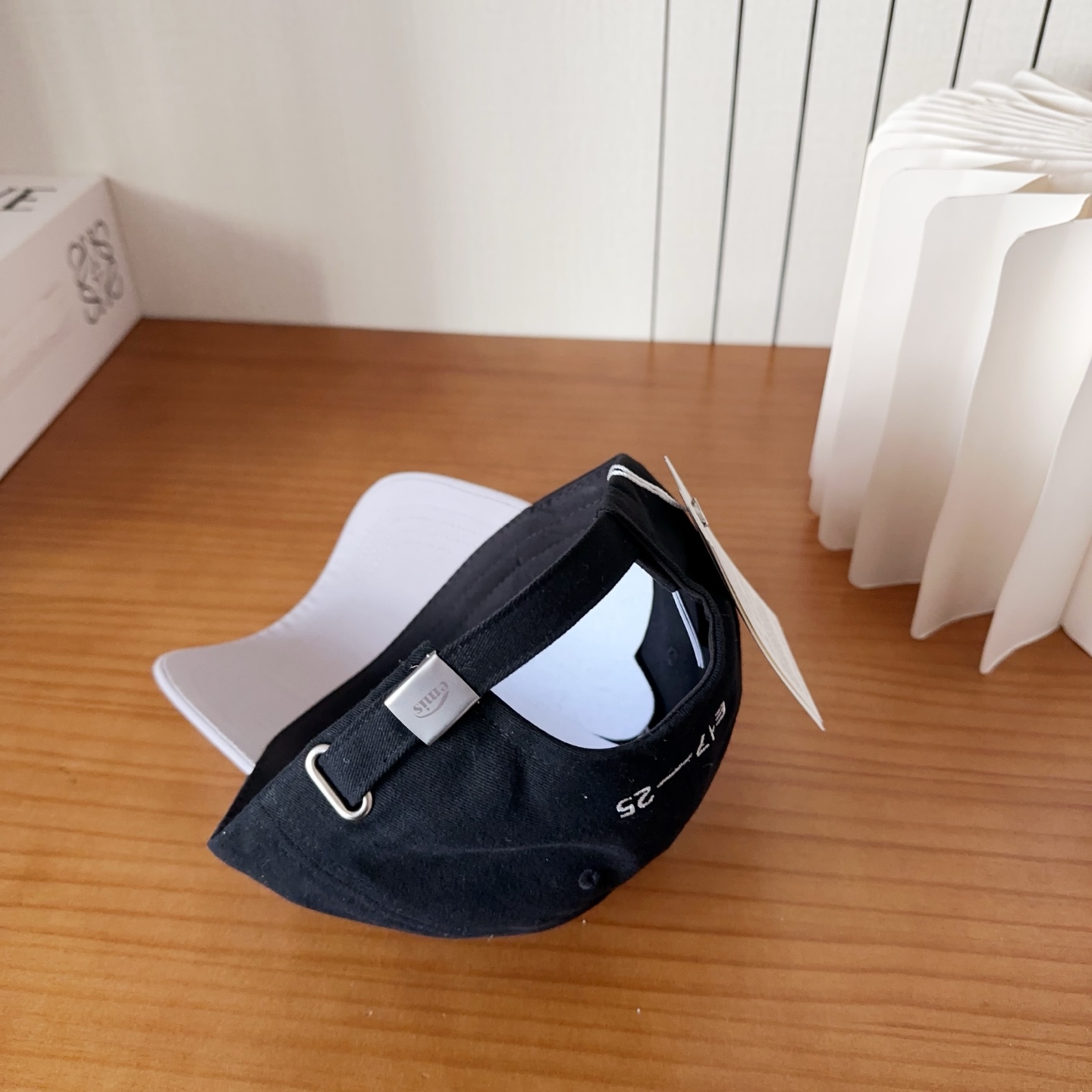 emis 🆕🆕🆕新款棒球帽，春款鸭舌帽，男女通用，头围57cm