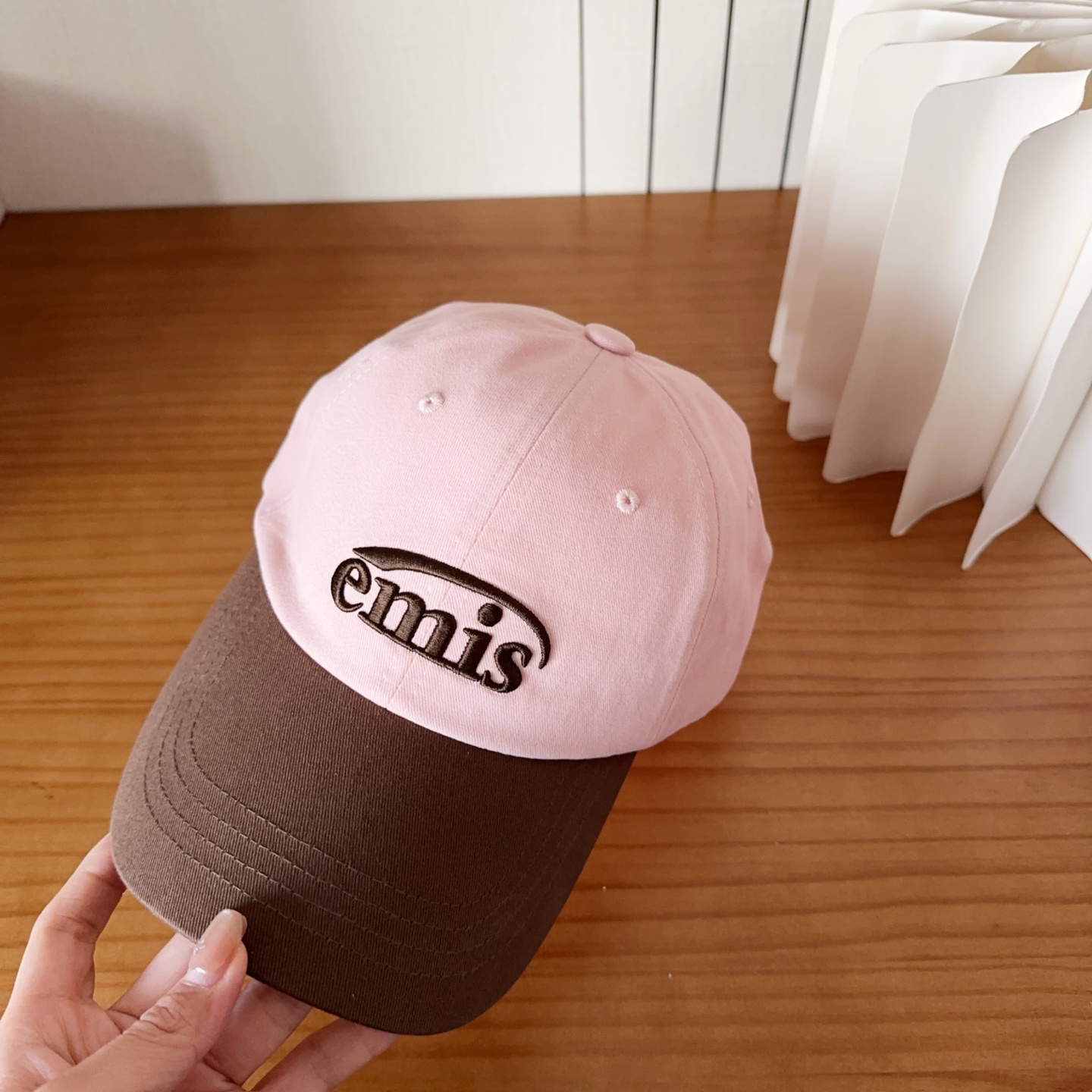 emis 🆕🆕🆕新款棒球帽，春款鸭舌帽，男女通用，头围57cm