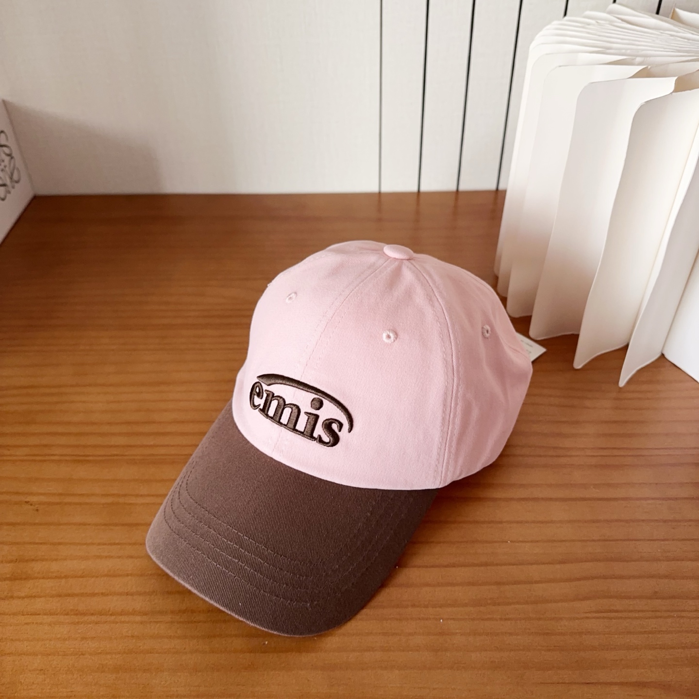 emis 🆕🆕🆕新款棒球帽，春款鸭舌帽，男女通用，头围57cm