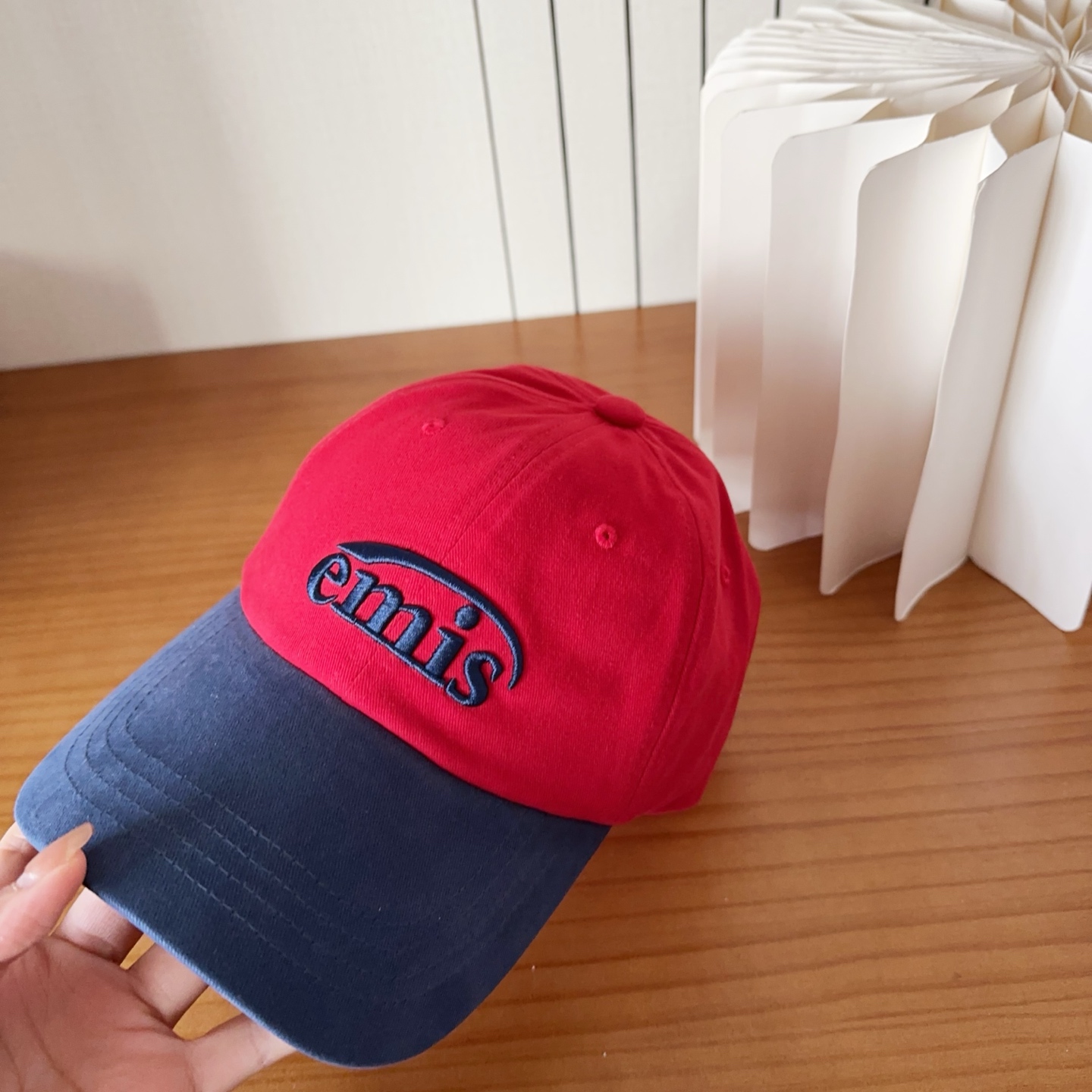 emis 🆕🆕🆕新款棒球帽，春款鸭舌帽，男女通用，头围57cm