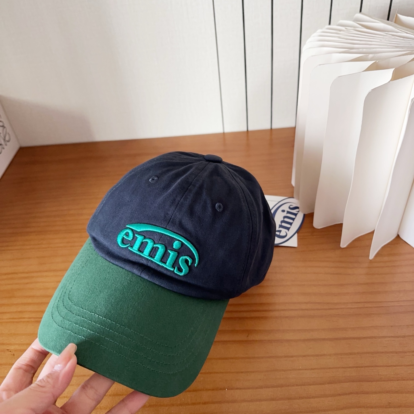 emis 🆕🆕🆕新款棒球帽，春款鸭舌帽，男女通用，头围57cm