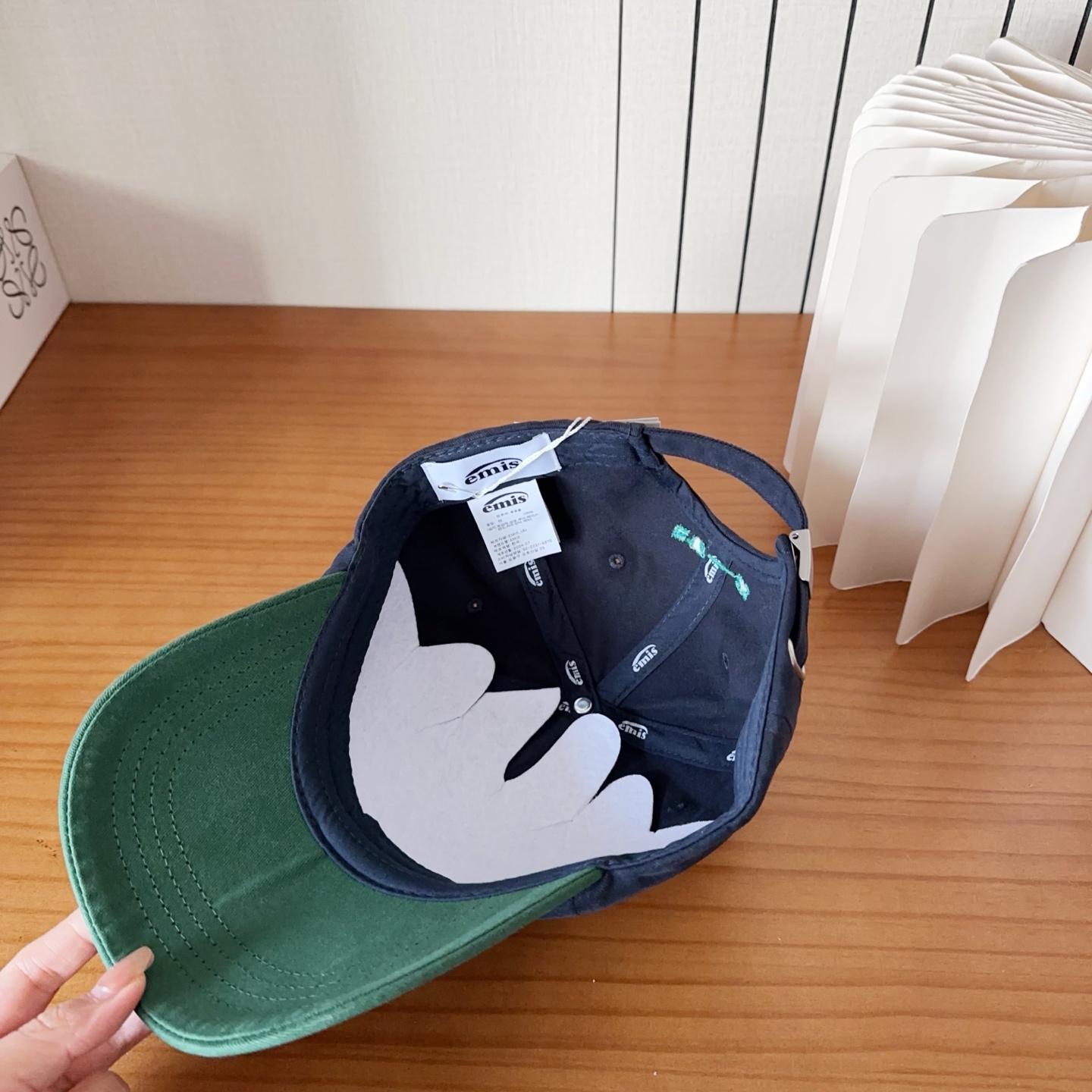 emis 🆕🆕🆕新款棒球帽，春款鸭舌帽，男女通用，头围57cm