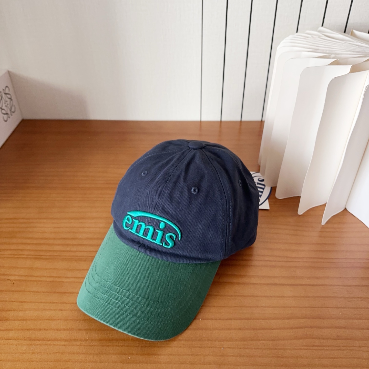 emis 🆕🆕🆕新款棒球帽，春款鸭舌帽，男女通用，头围57cm